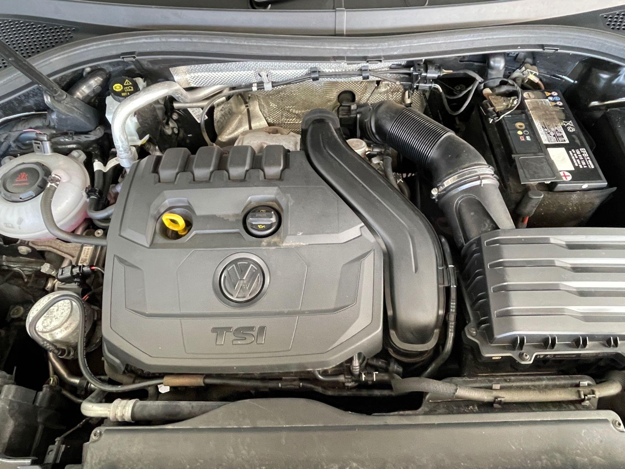 Volkswagen Tiguan - Image 18