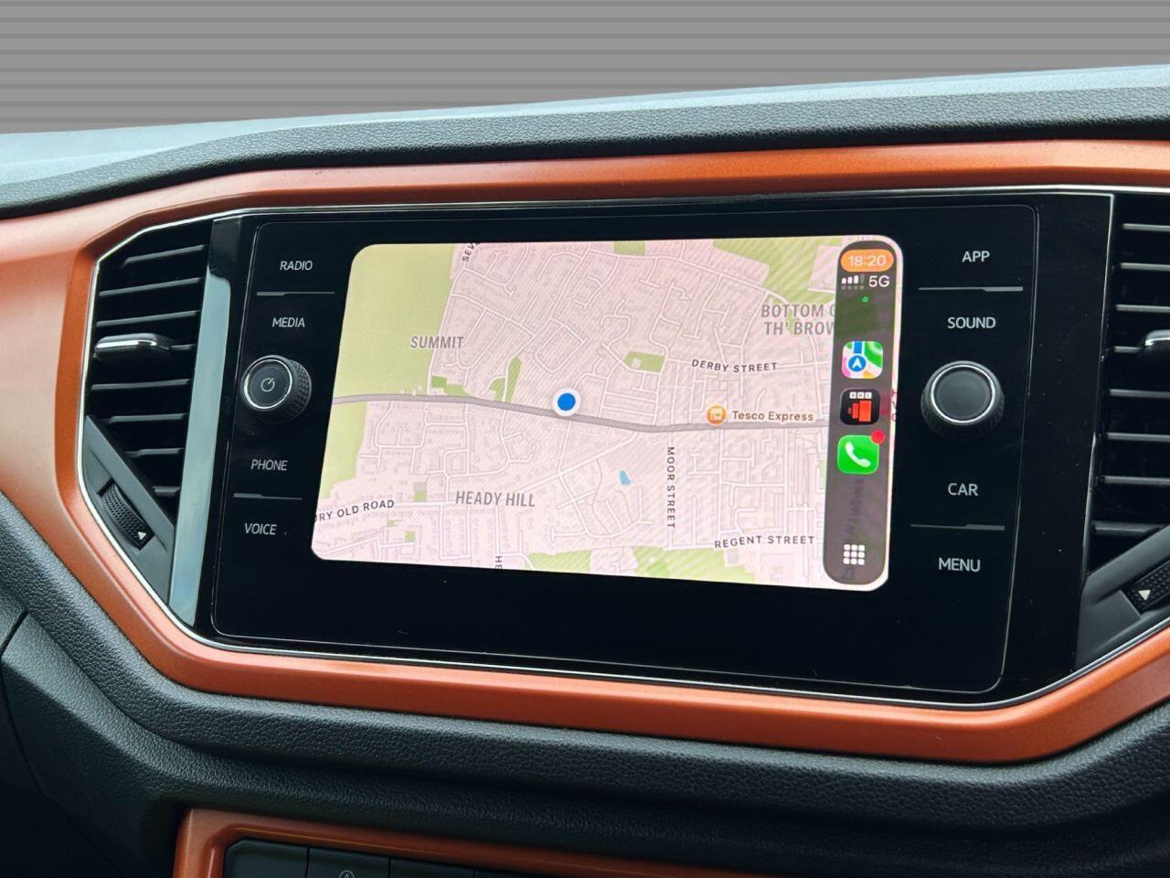 Volkswagen T-Roc - Image 15