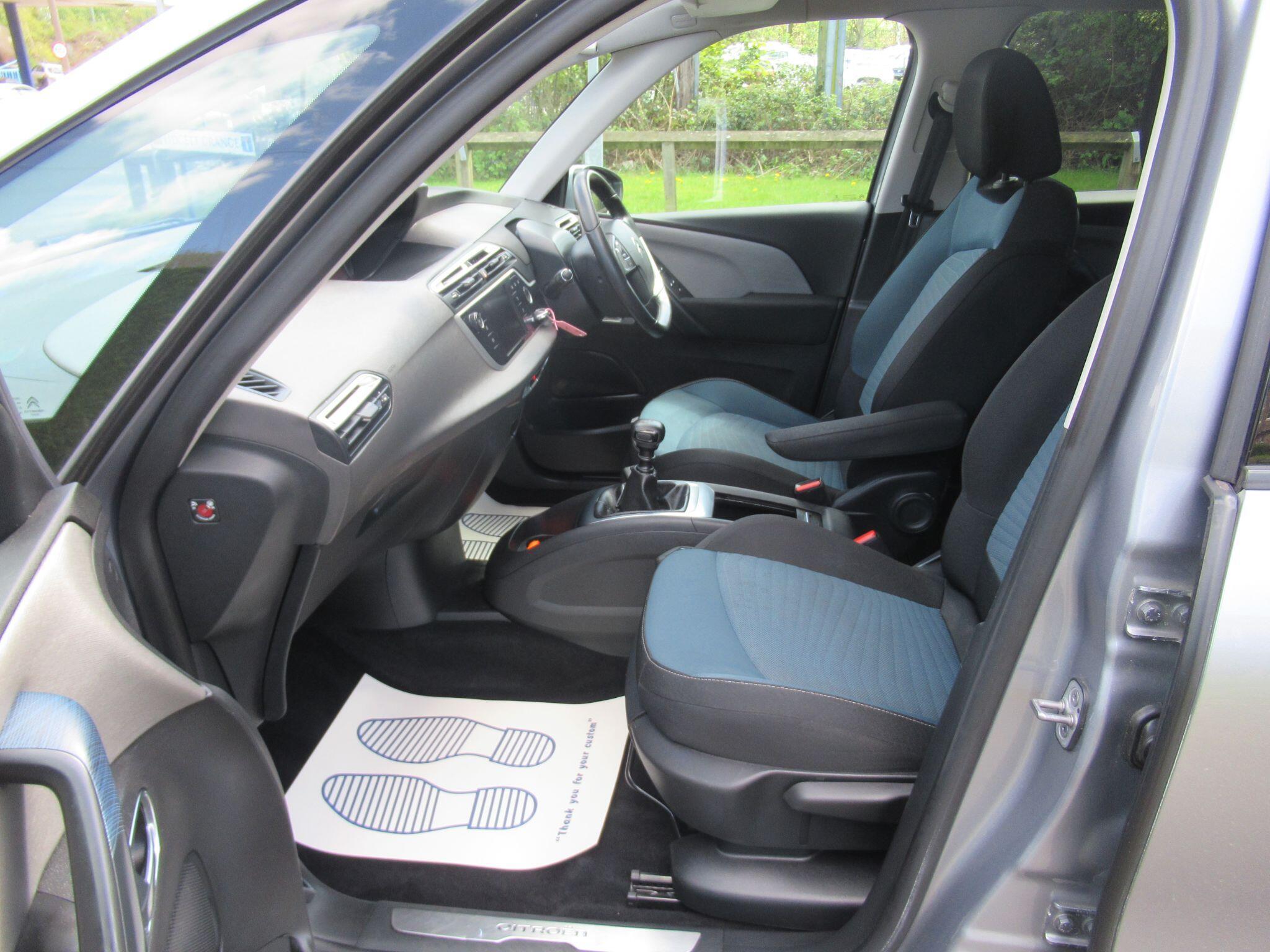 Citroen Grand C4 Spacetourer - Image 13