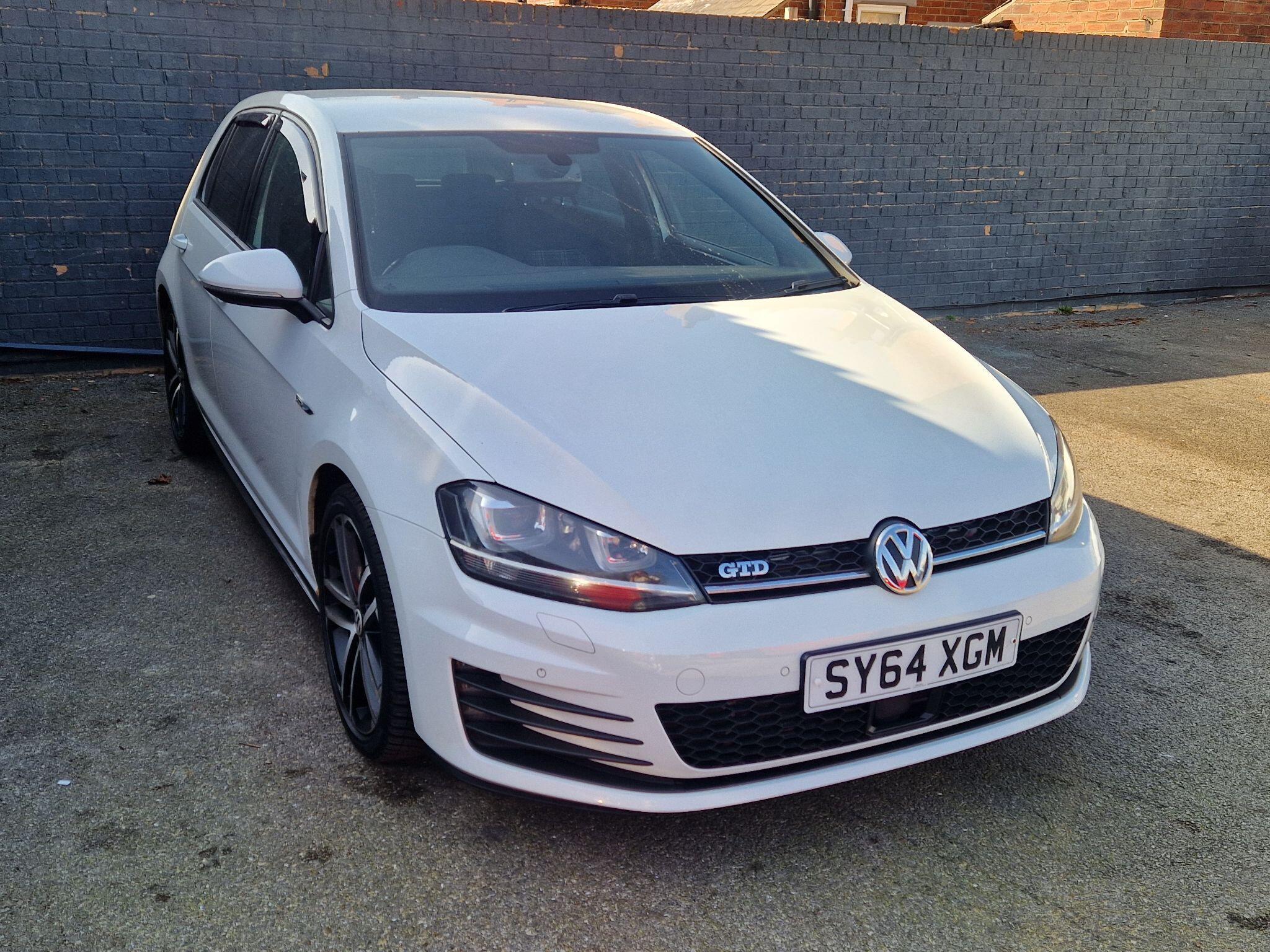 Volkswagen Golf - Image 20