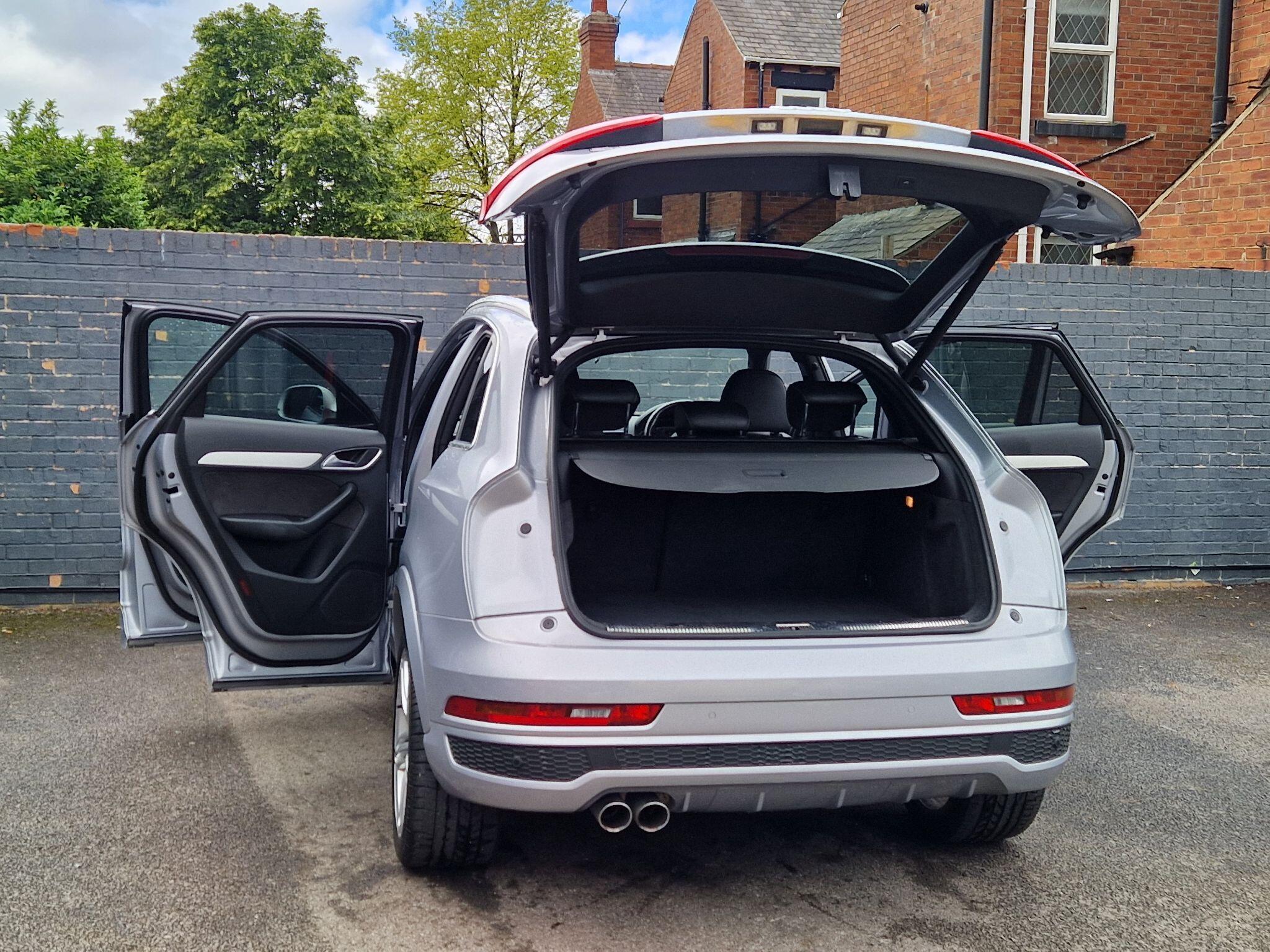Audi Q3 - Image 19