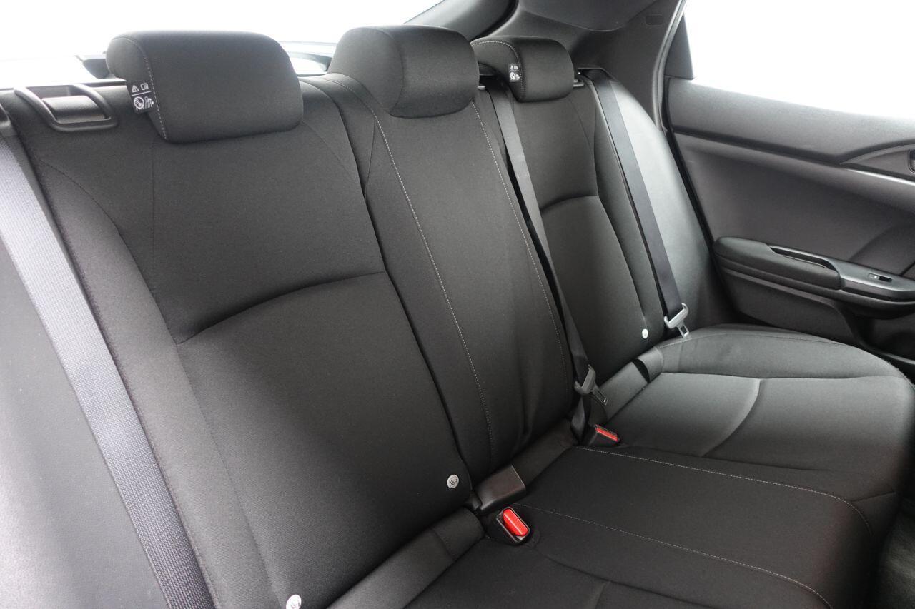 Honda Civic - Image 18