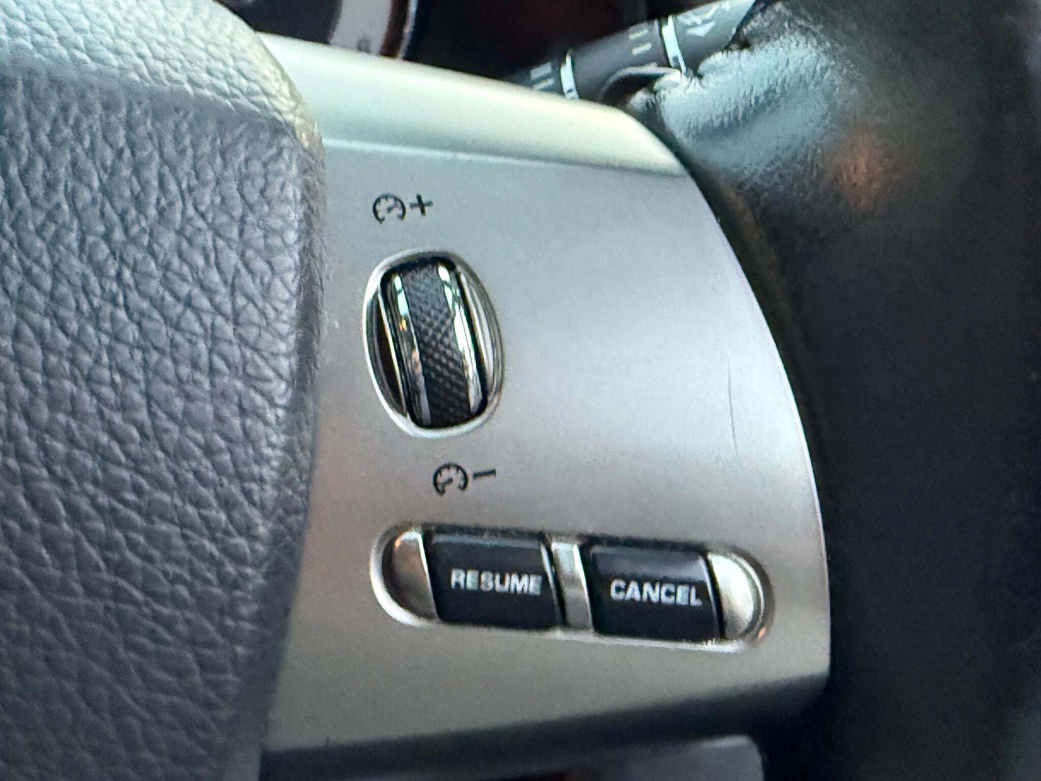 Jaguar XF - Image 23