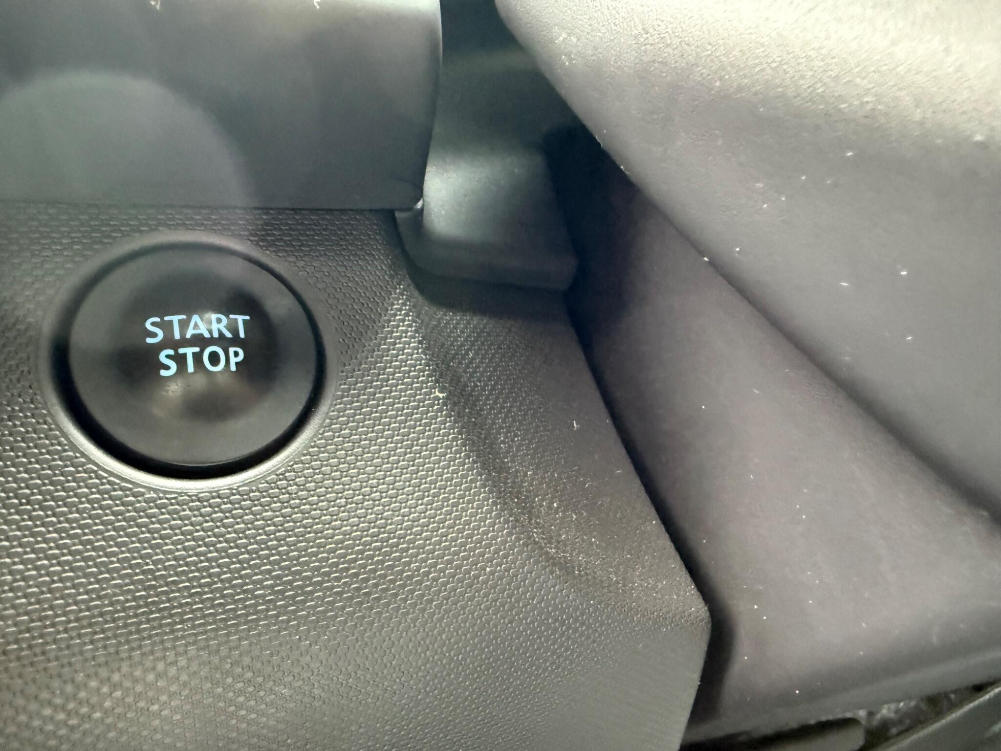 Renault Zoe - Image 17