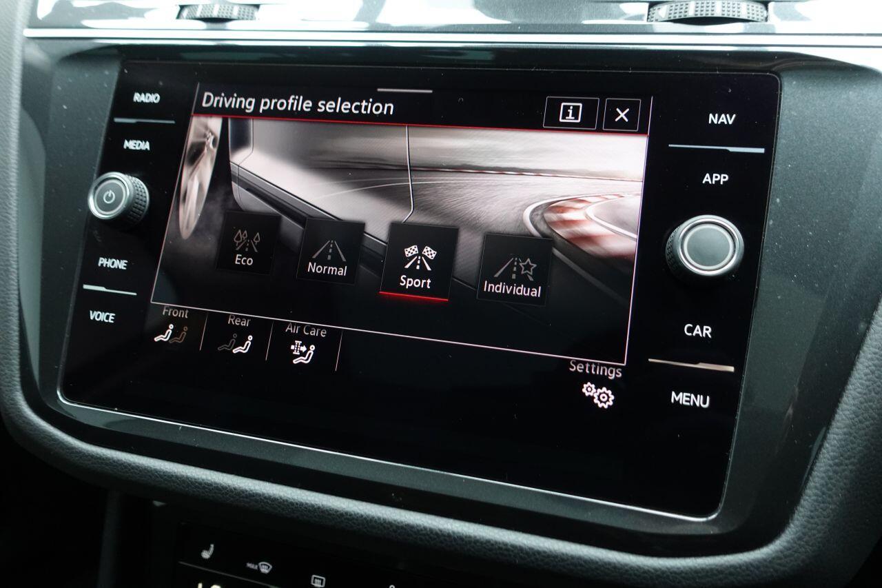 Volkswagen Tiguan - Image 43