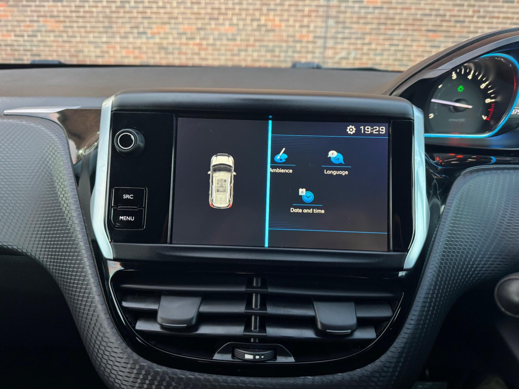 Peugeot 2008 - Image 43