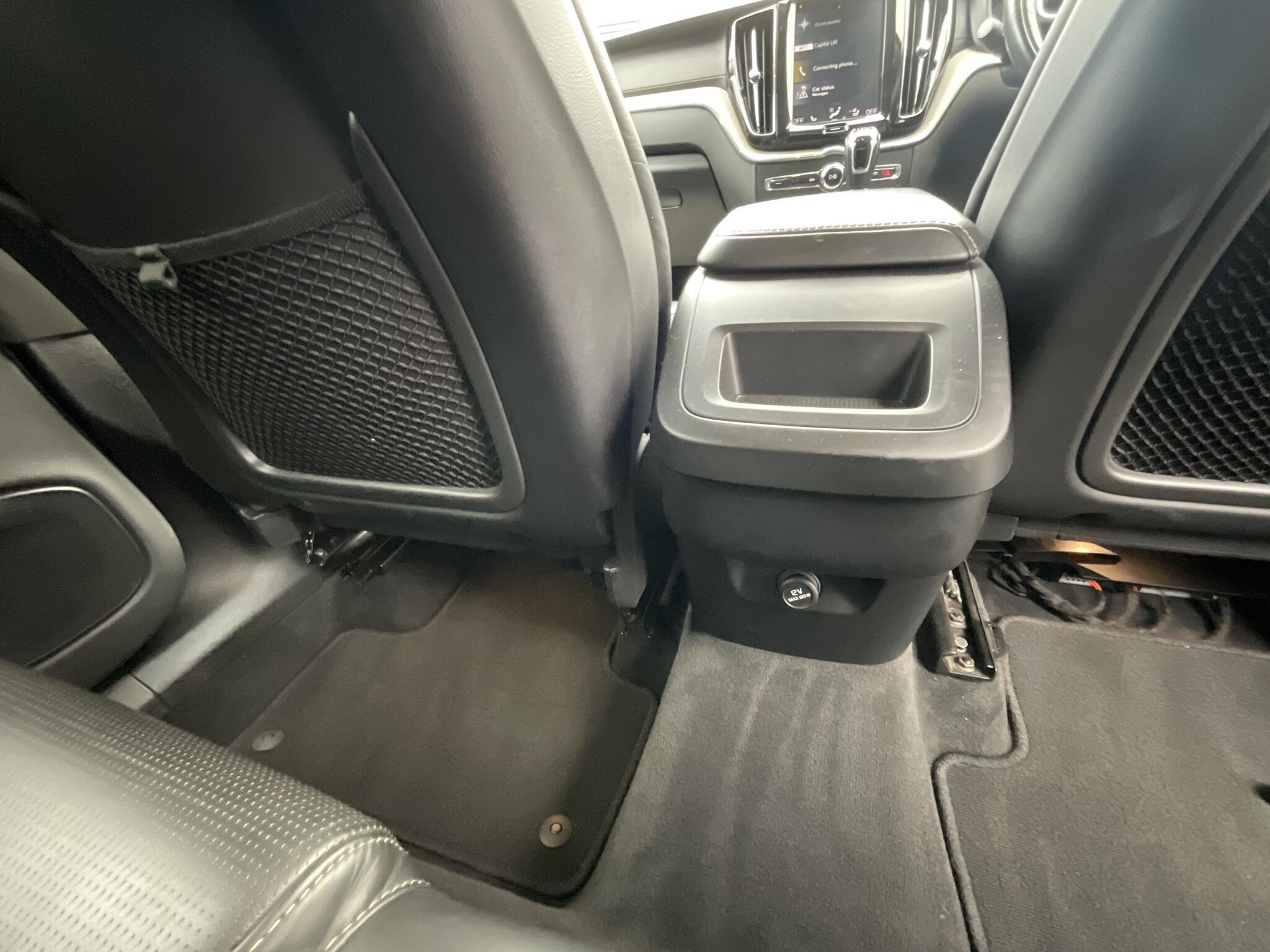 Volvo XC60 - Image 14