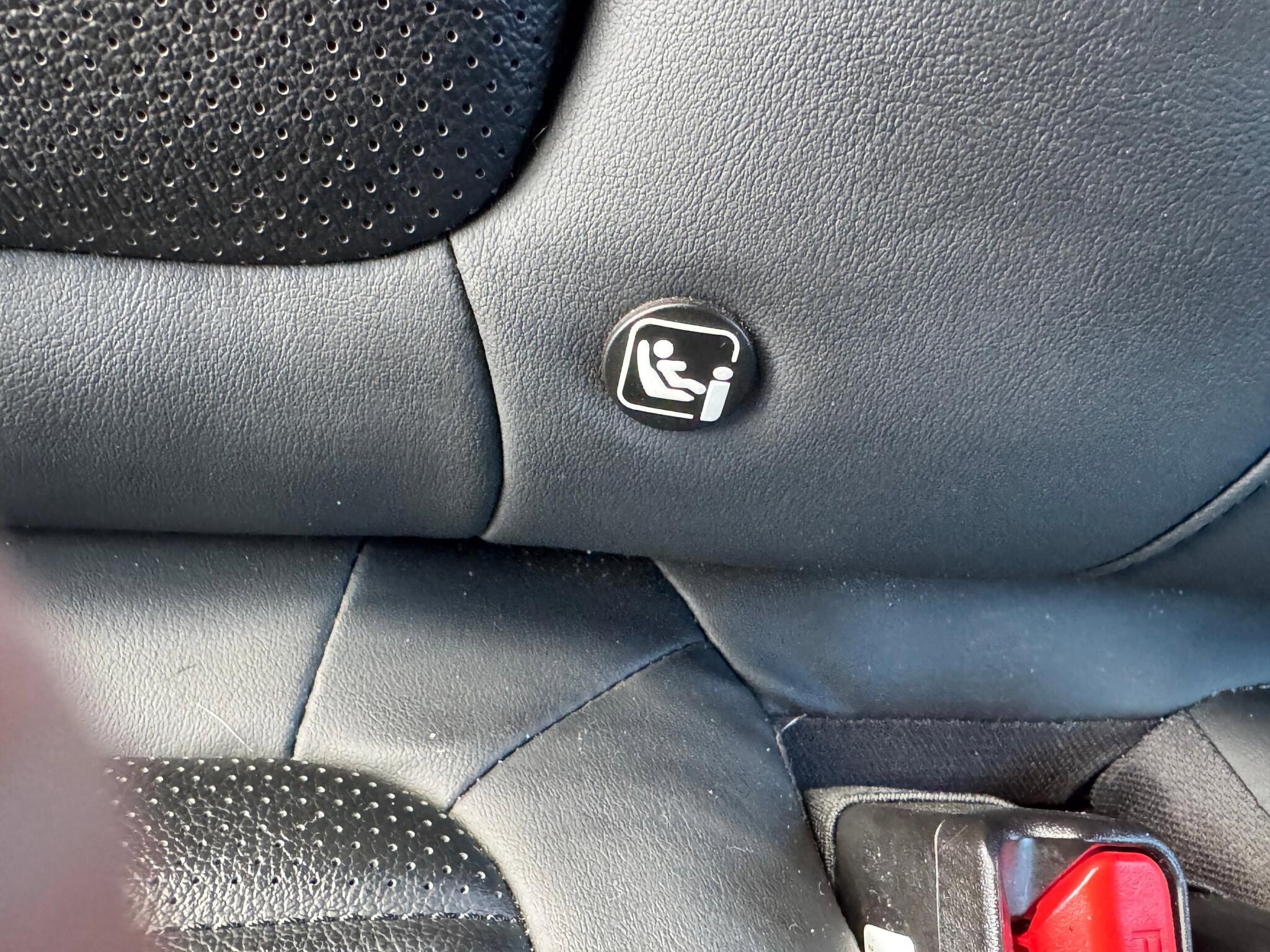 Isuzu D-MAX - Image 14