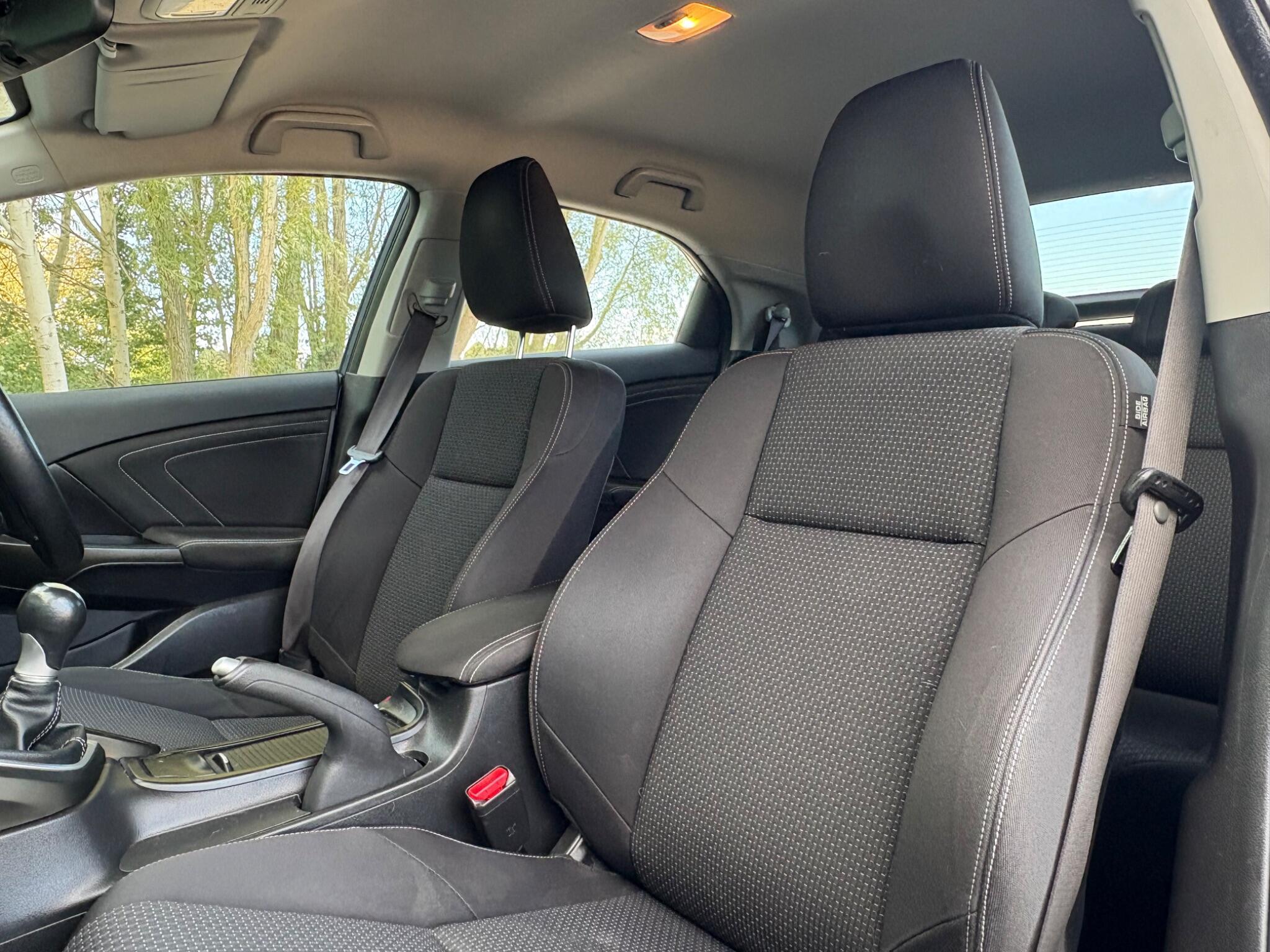 Honda Civic - Image 14