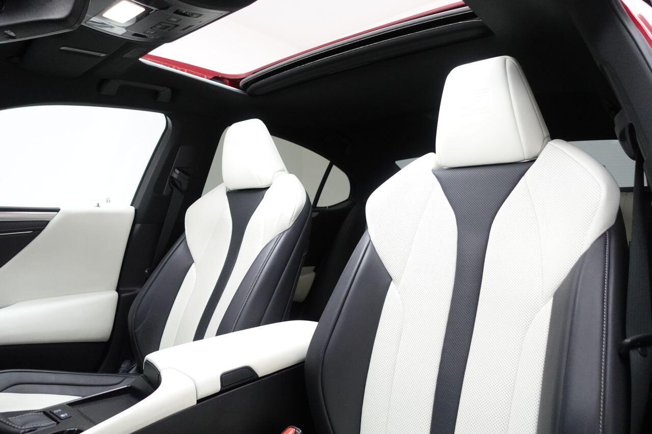 Lexus ES - Image 17