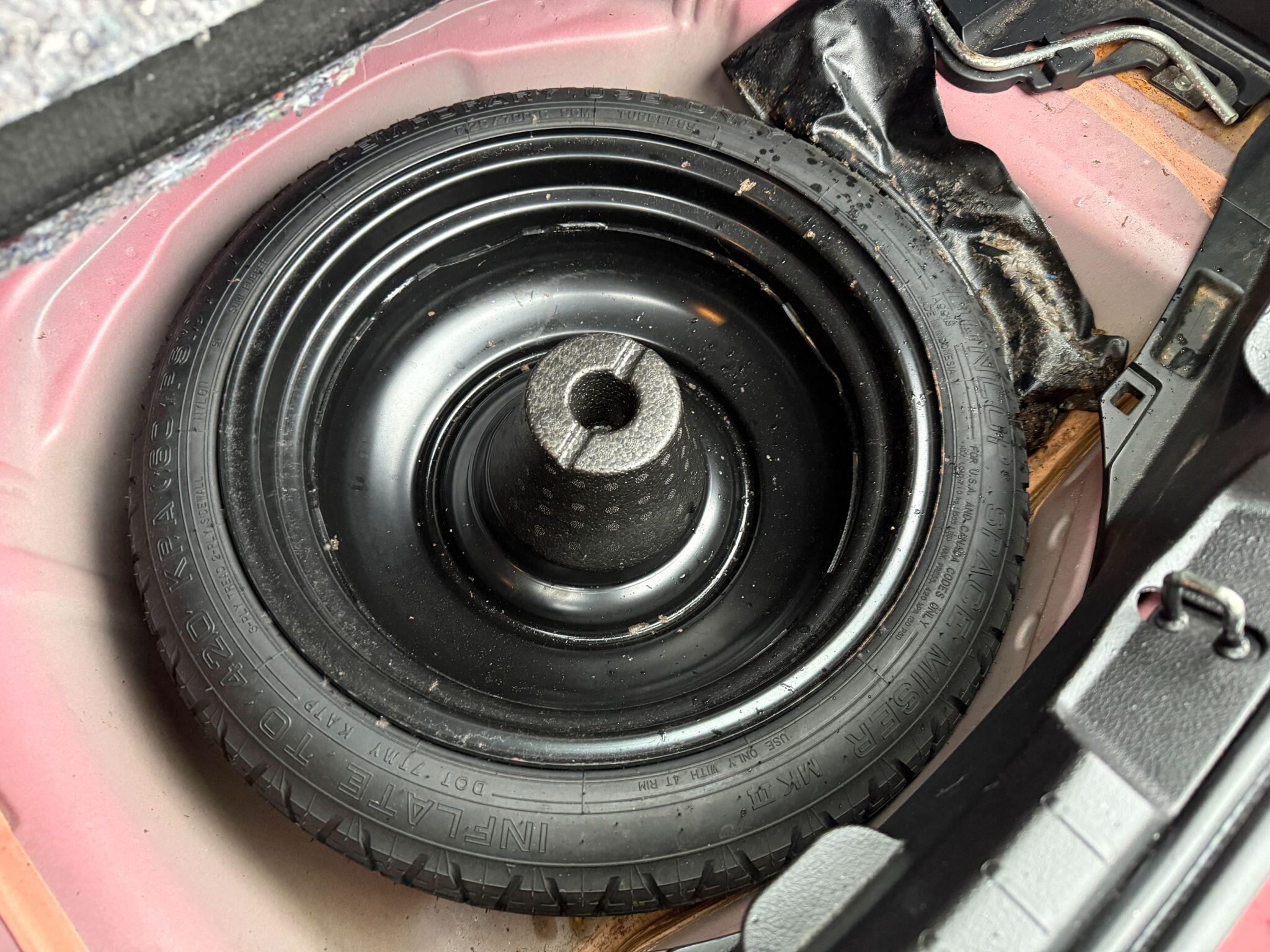 Toyota Yaris - Image 62