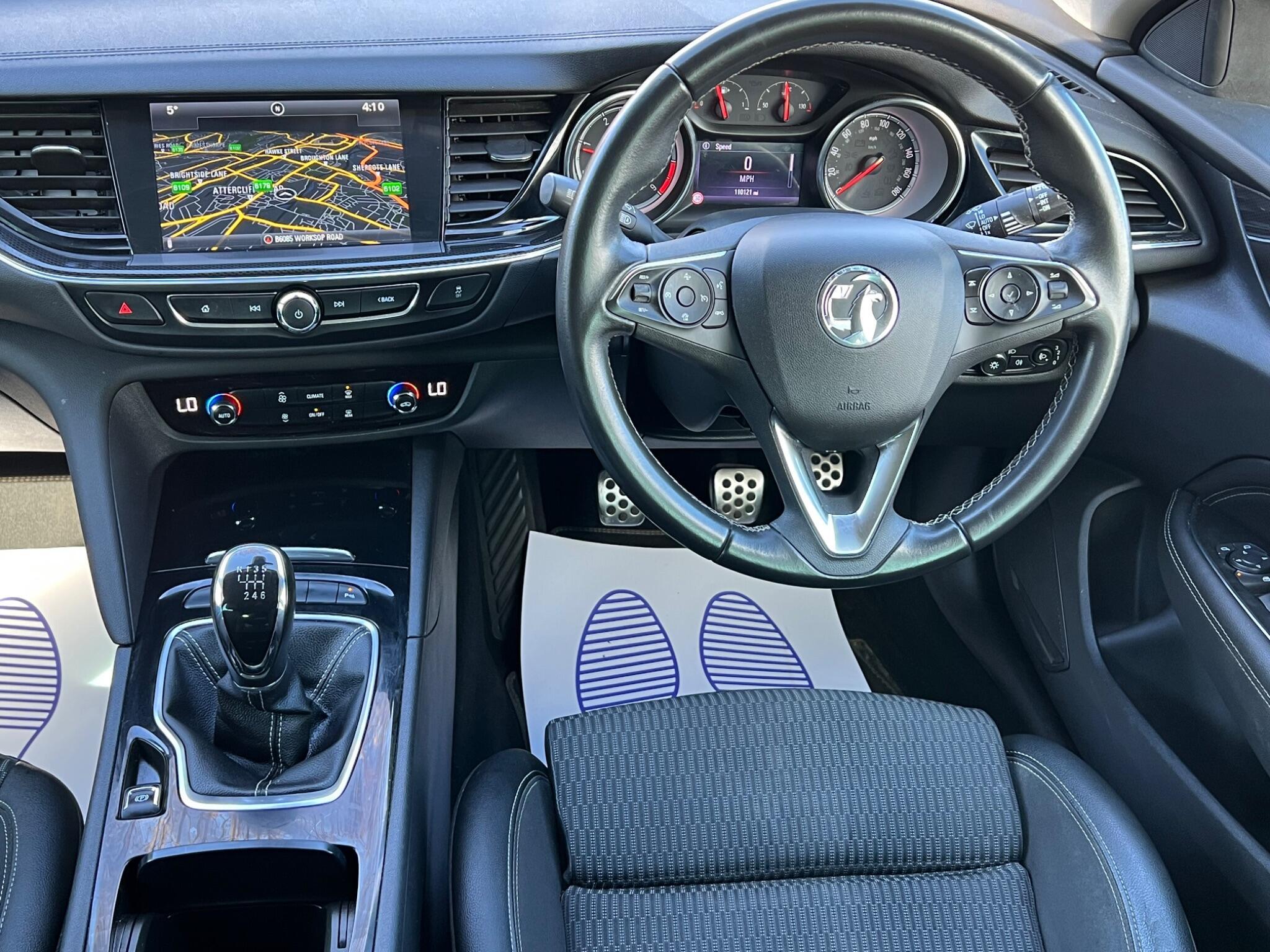 Vauxhall Insignia - Image 15