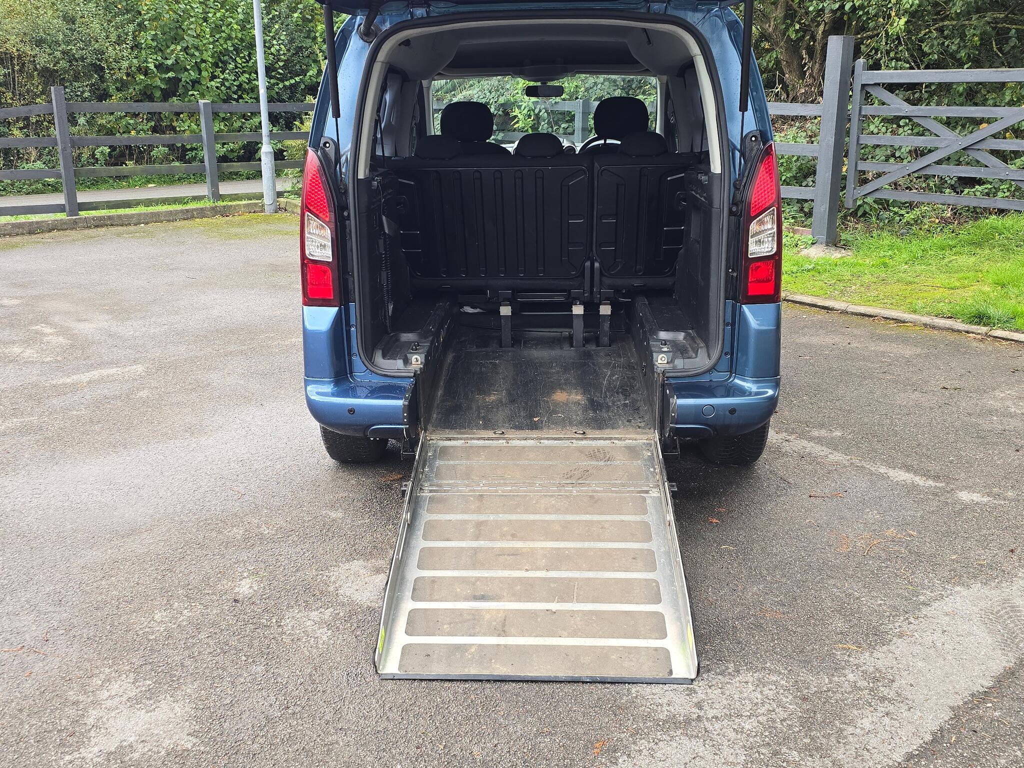 Peugeot Partner Tepee - Image 4