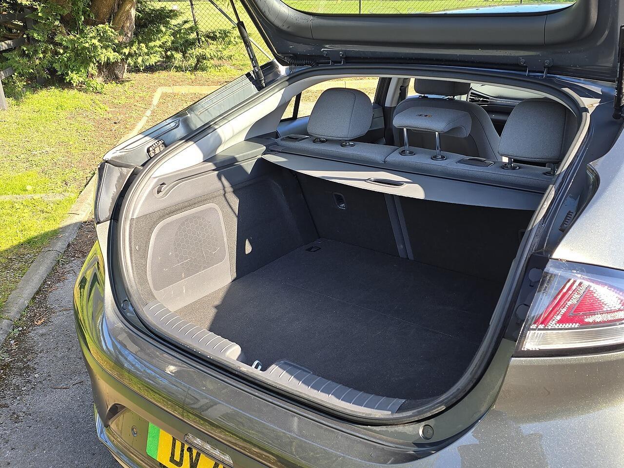 Hyundai Ioniq - Image 7