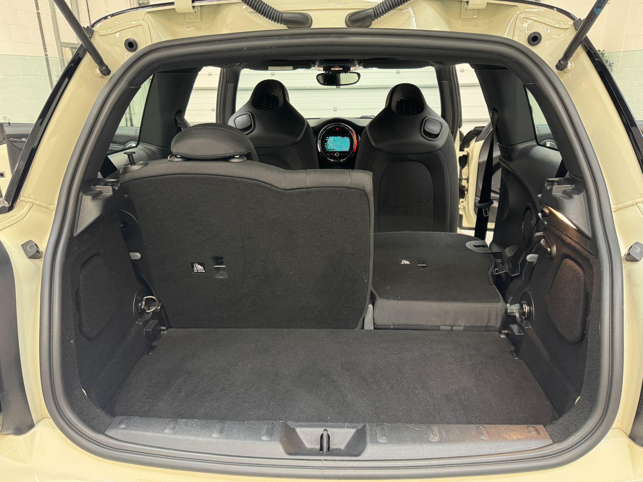 MINI Hatch - Image 76