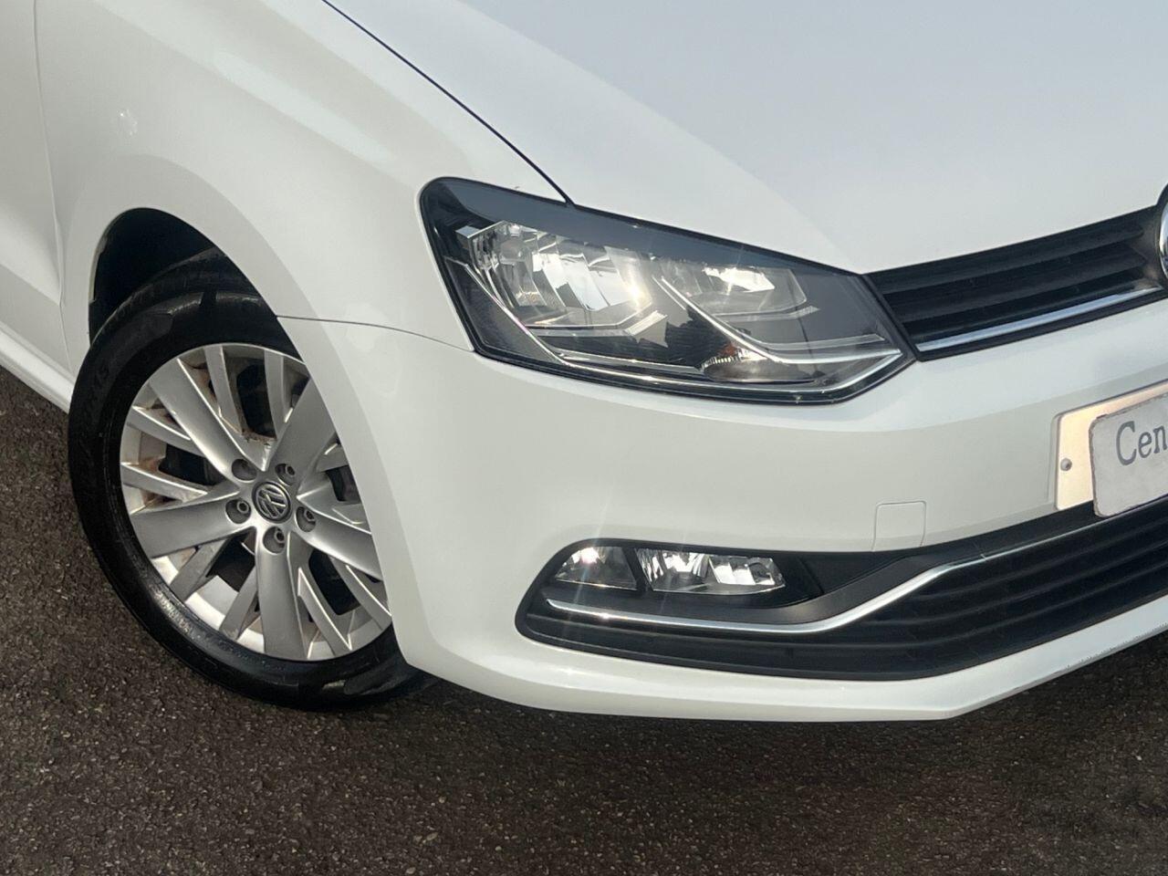 Volkswagen Polo - Image 12