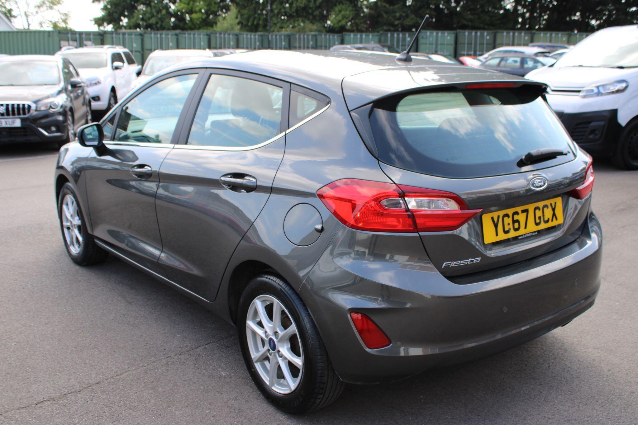 Ford Fiesta - Image 18