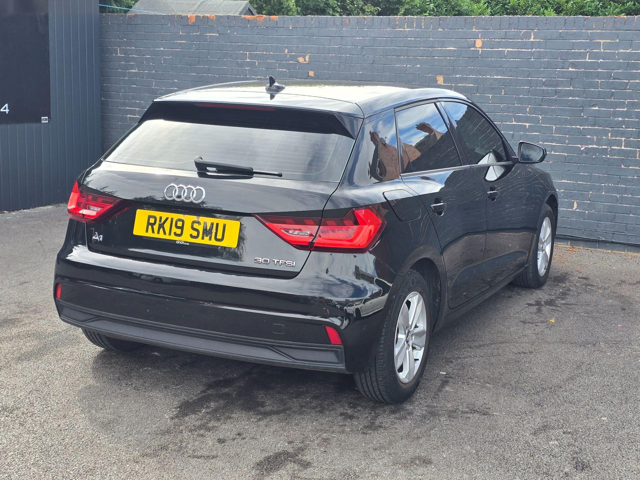 Audi A1 - Image 10