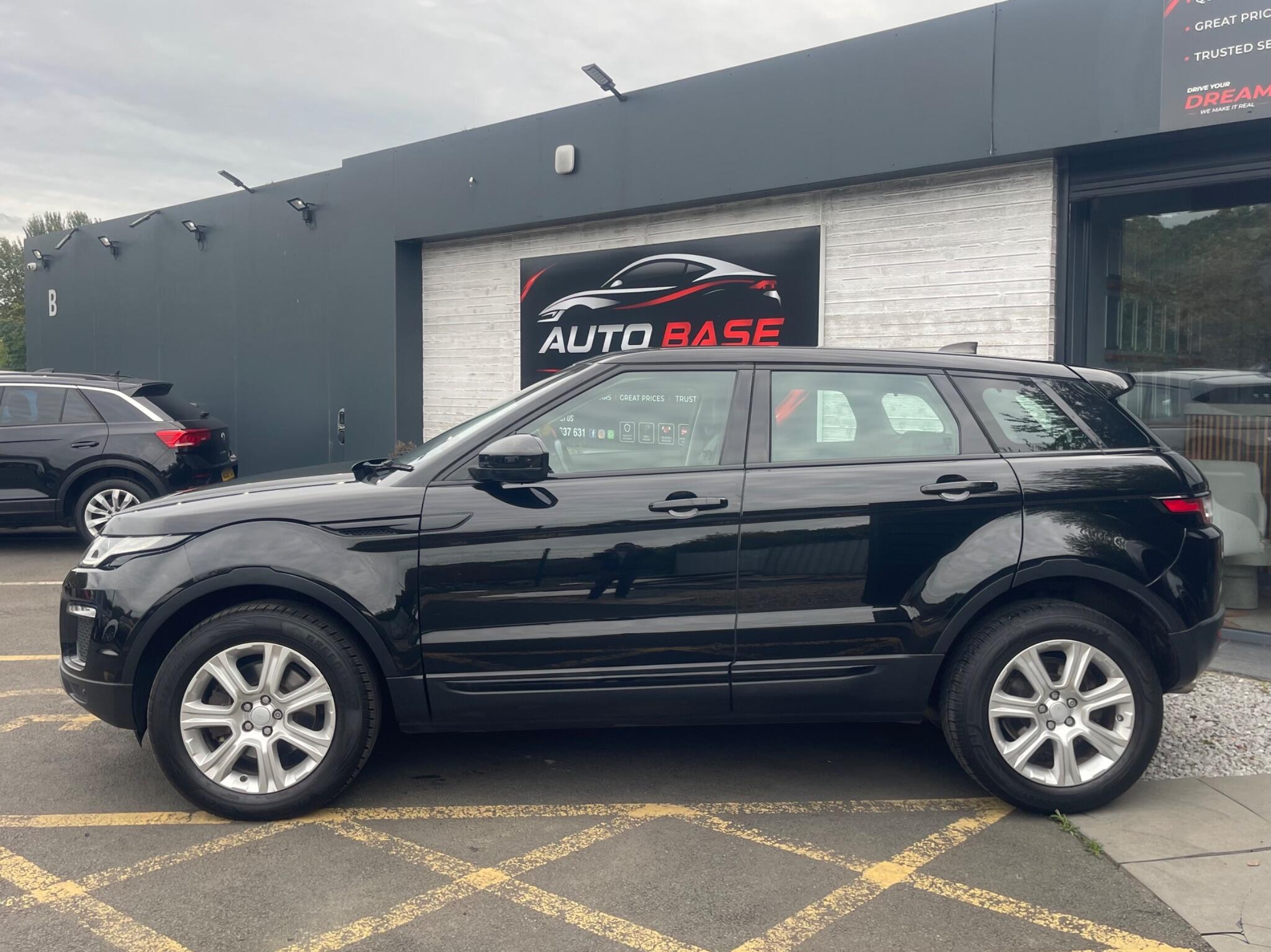 Land Rover Range Rover Evoque - Image 9
