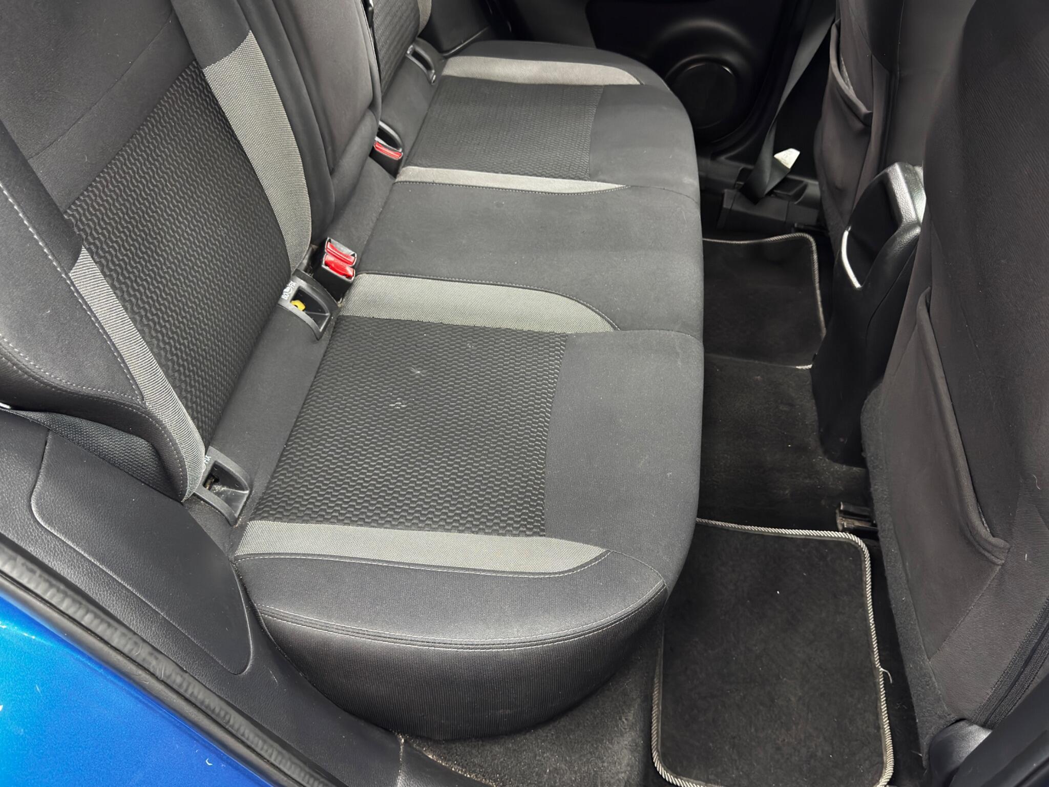 Nissan Qashqai - Image 15