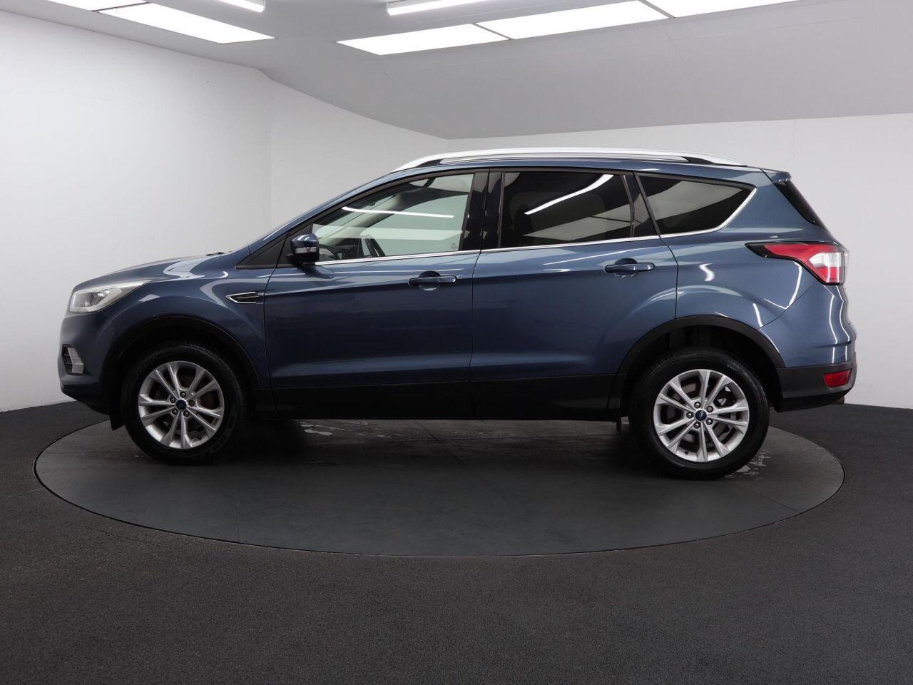 Ford Kuga - Image 7
