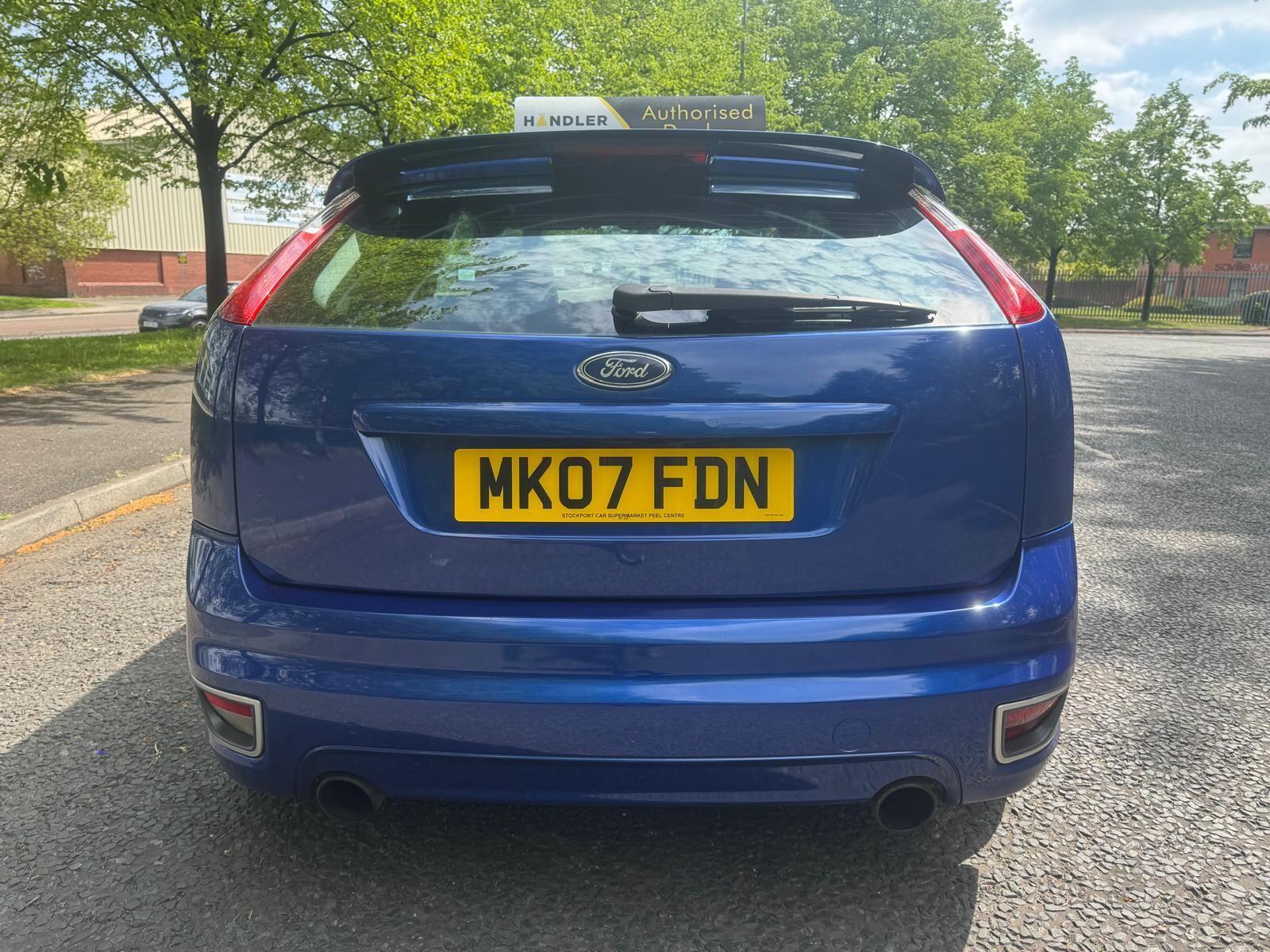 Ford Focus - Image 22