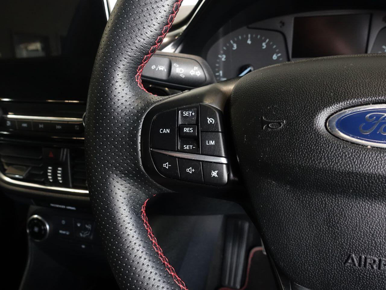 Ford Fiesta - Image 18