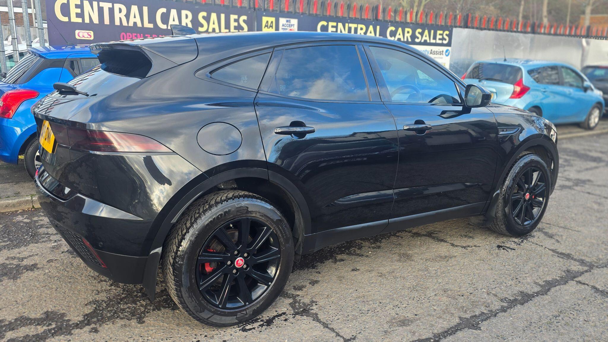 Jaguar E-Pace - Image 13