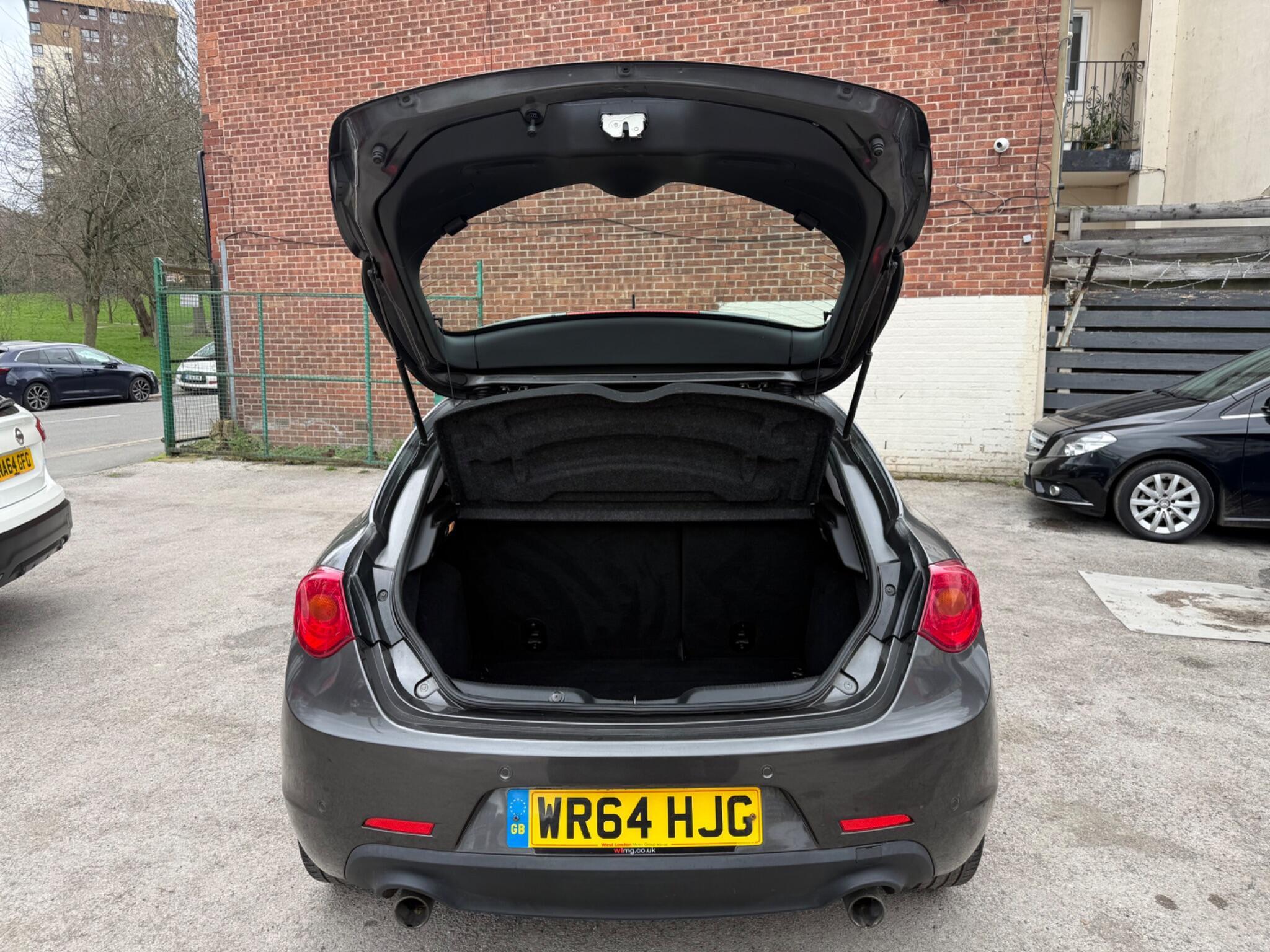 Alfa Romeo Giulietta - Image 29