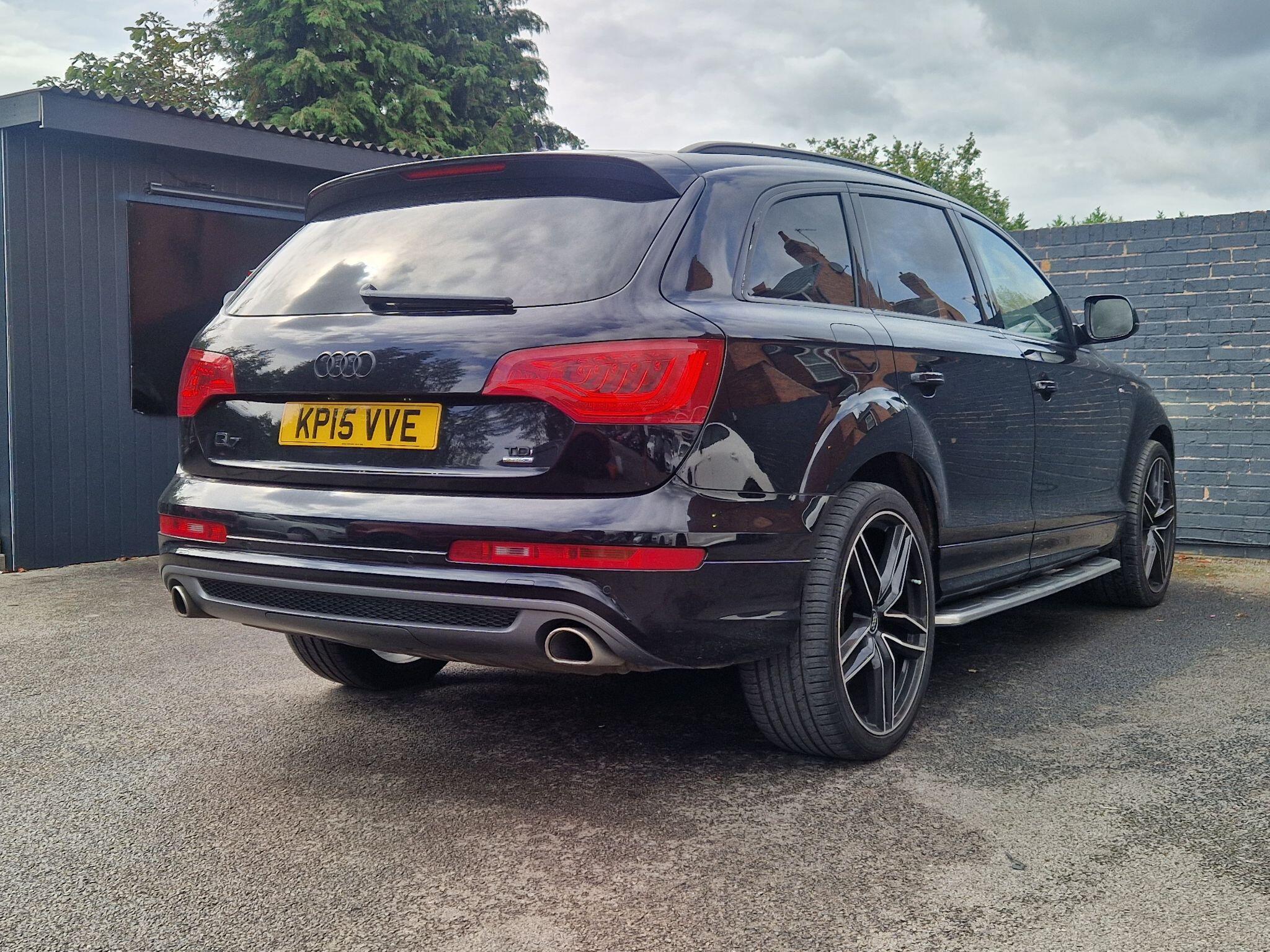 Audi Q7 - Image 4