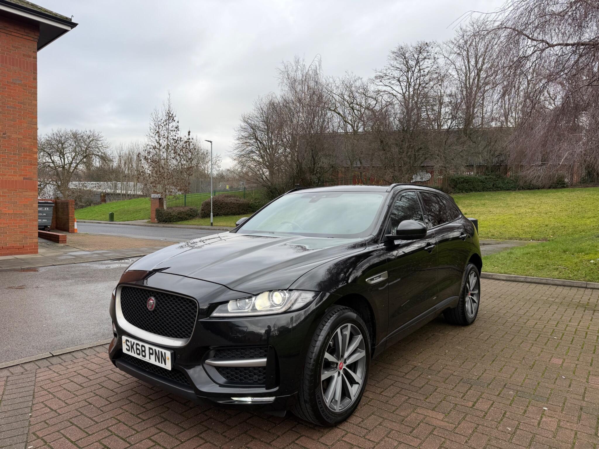 Jaguar F-Pace - Image 5