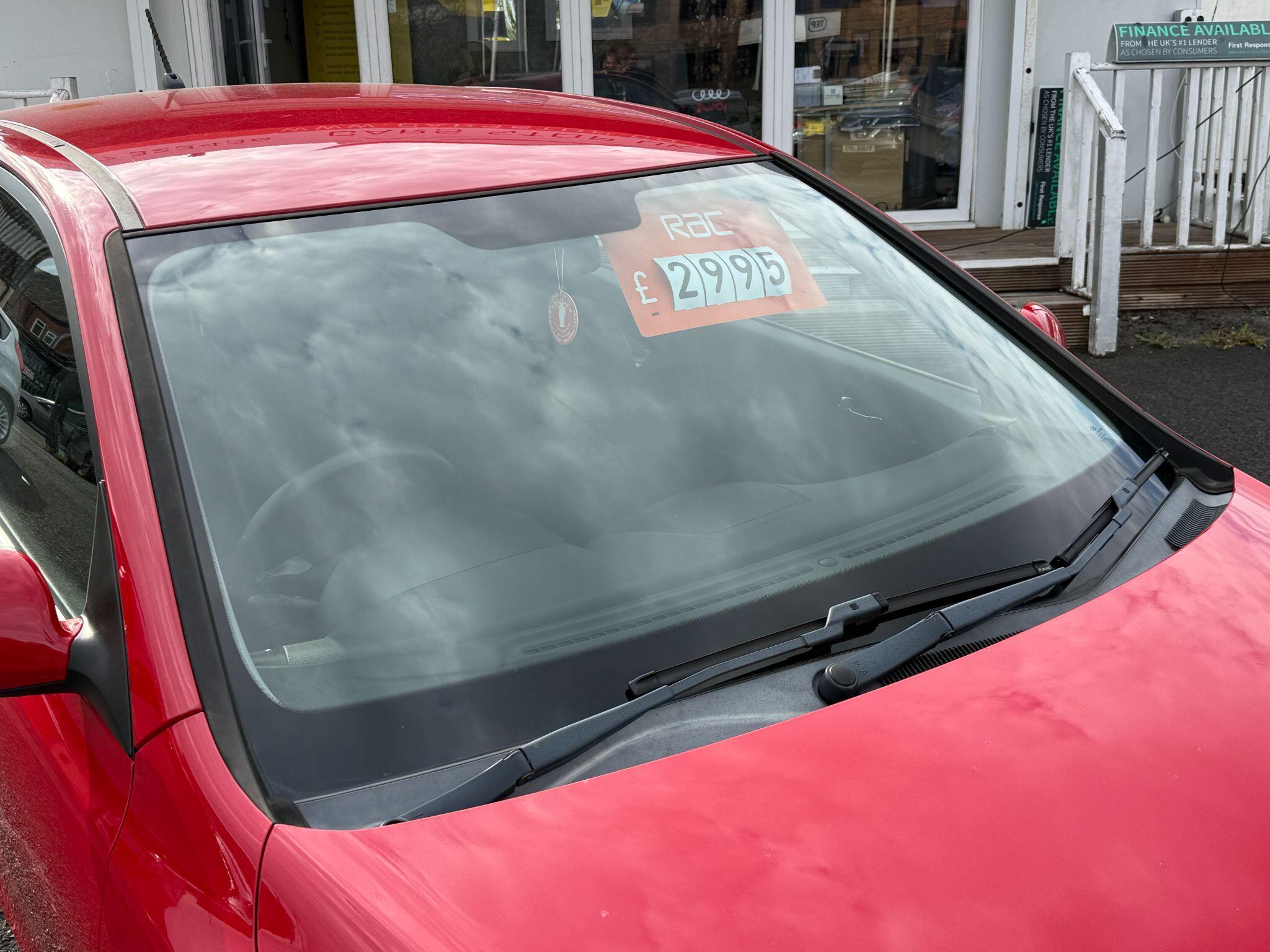 Hyundai i30 - Image 12