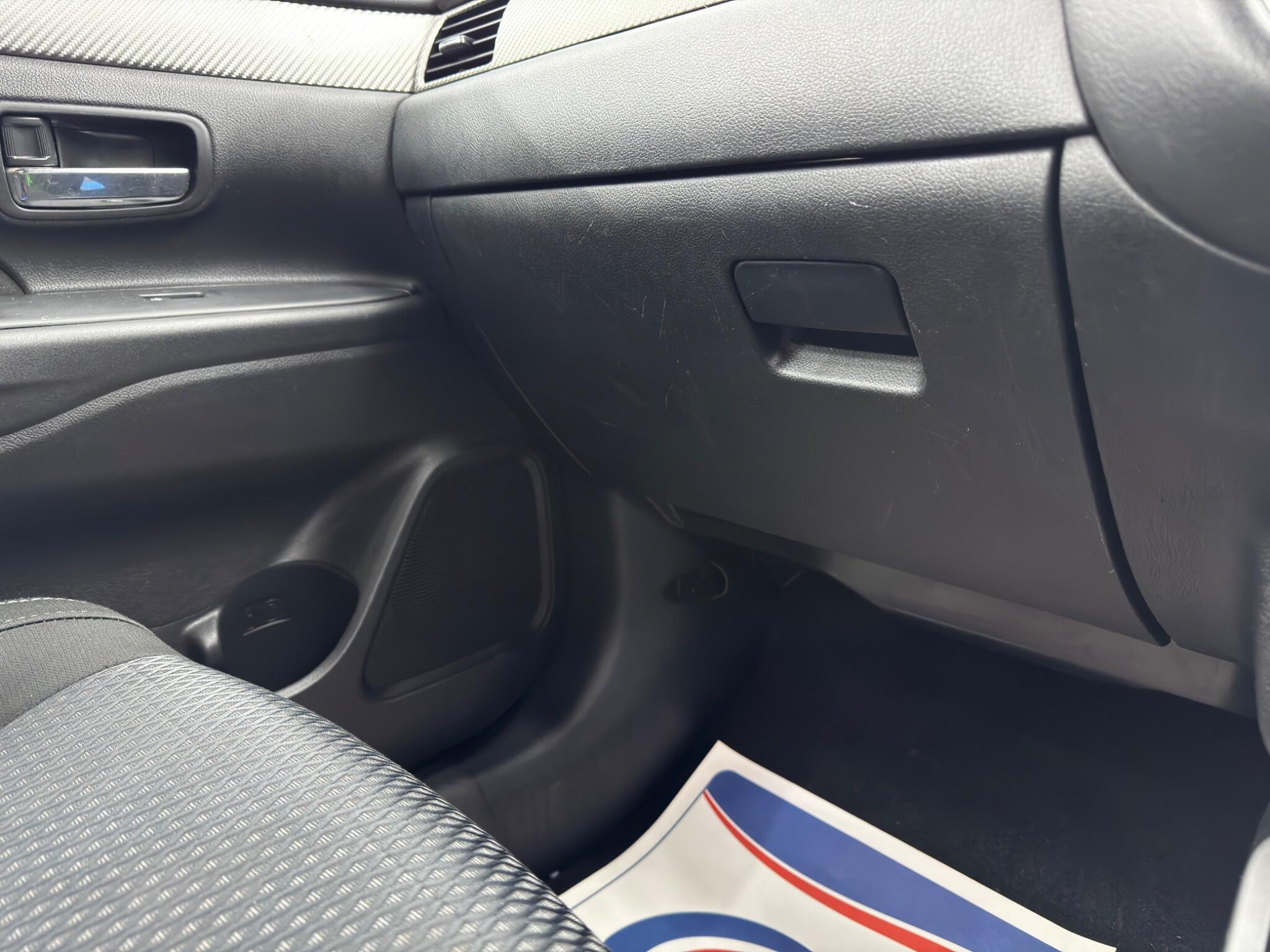 Mitsubishi Outlander - Image 29