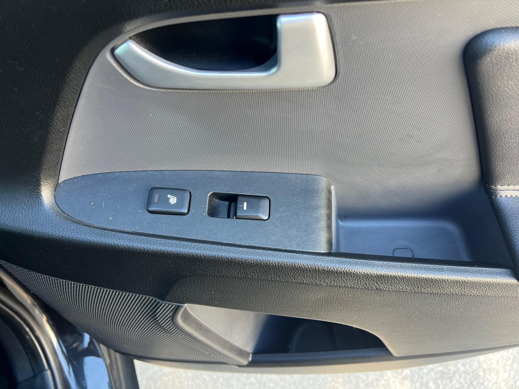 Kia Sportage - Image 28