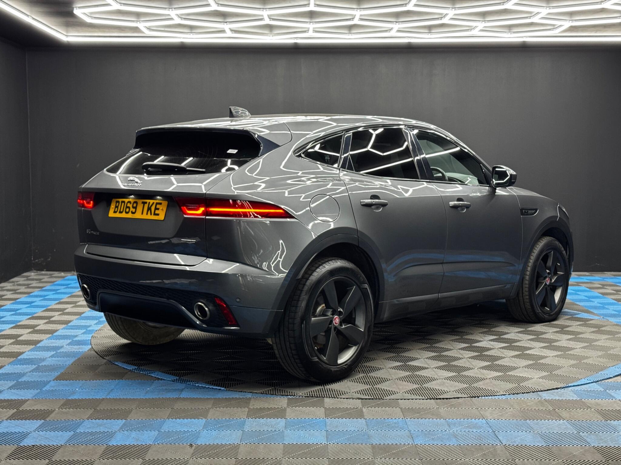 Jaguar E-Pace - Image 5