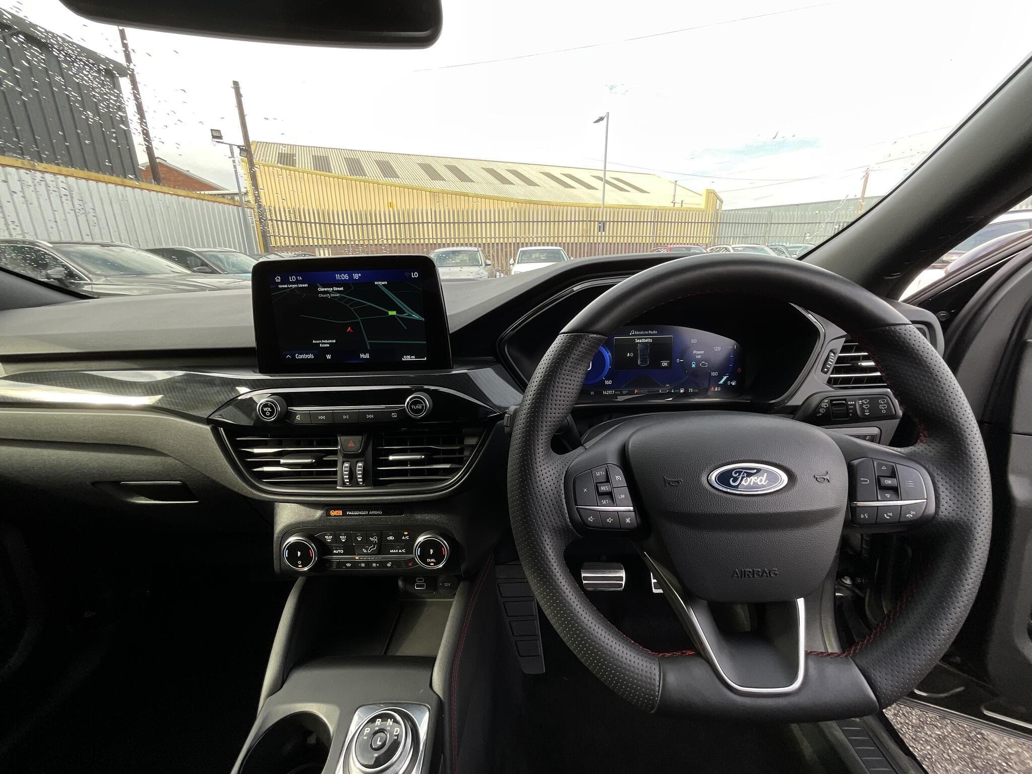 Ford Kuga - Image 19