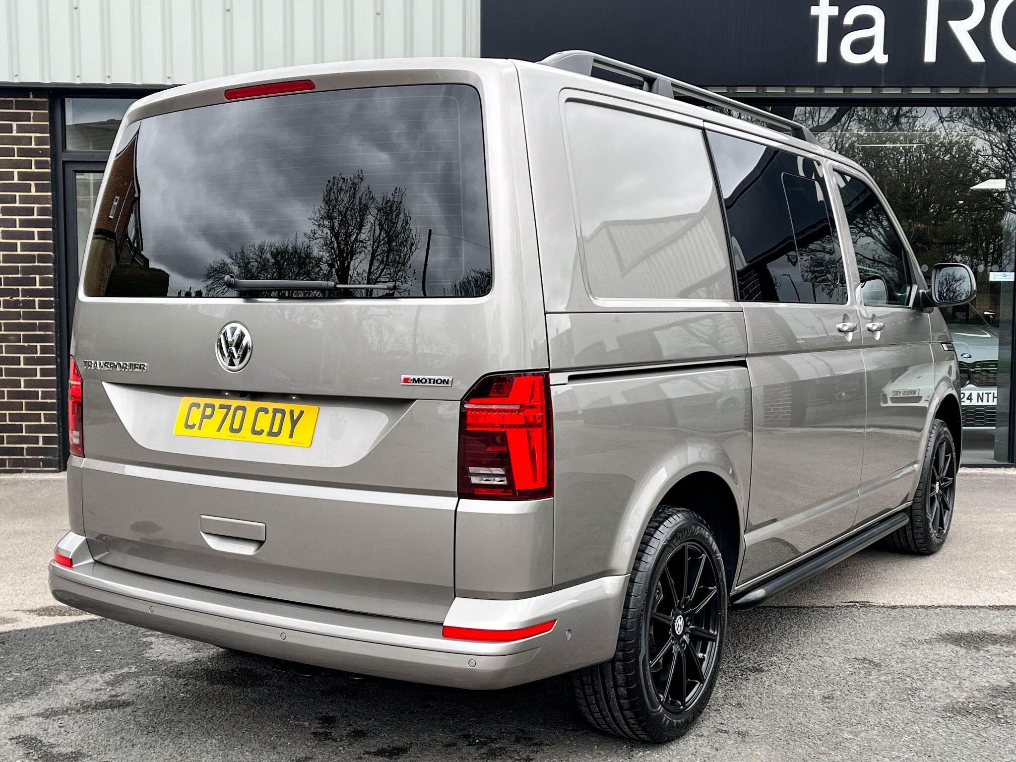 Volkswagen Transporter - Image 29