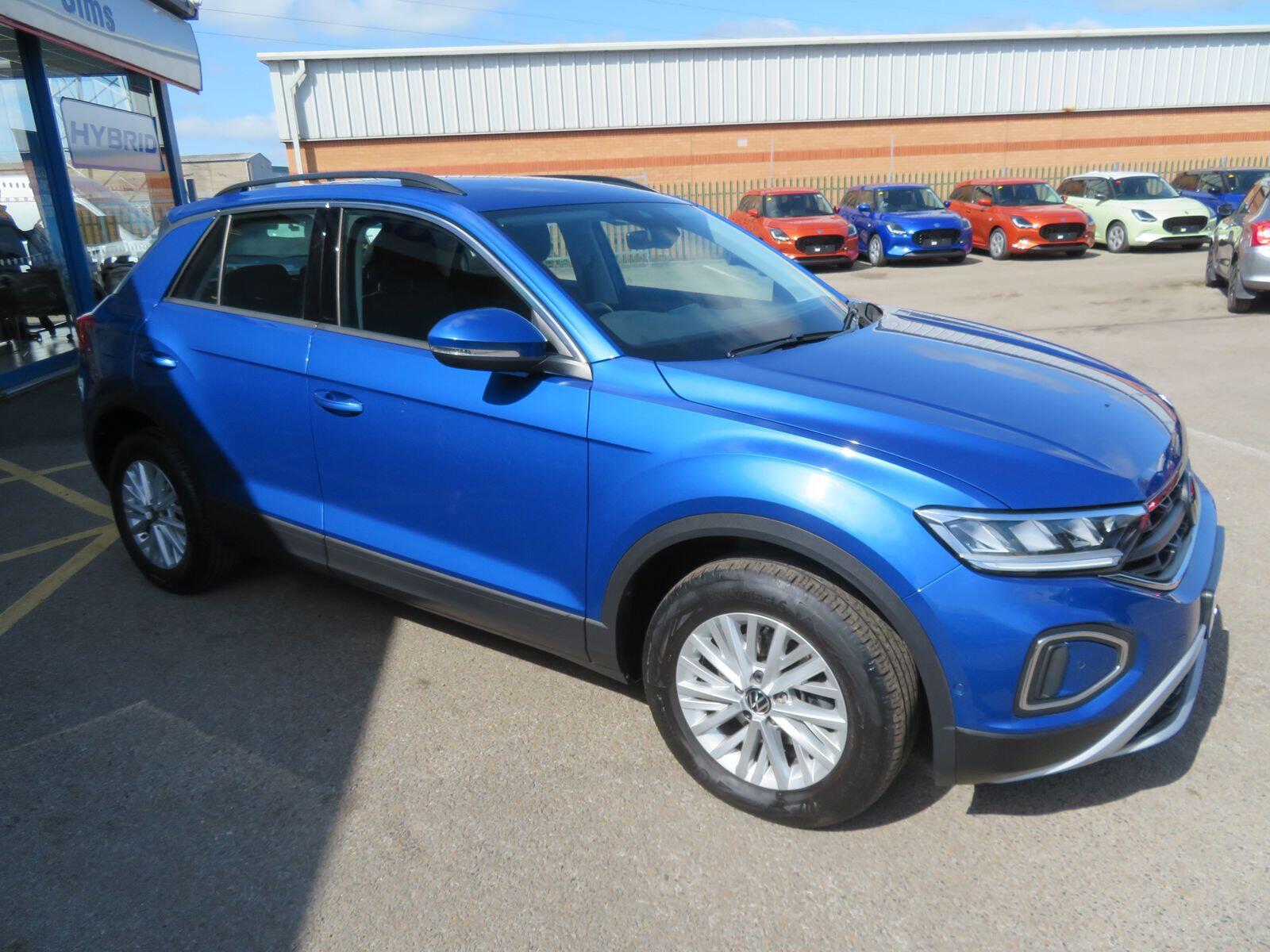 Volkswagen T-Roc - Image 4