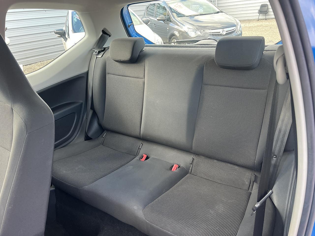 Volkswagen up! - Image 16