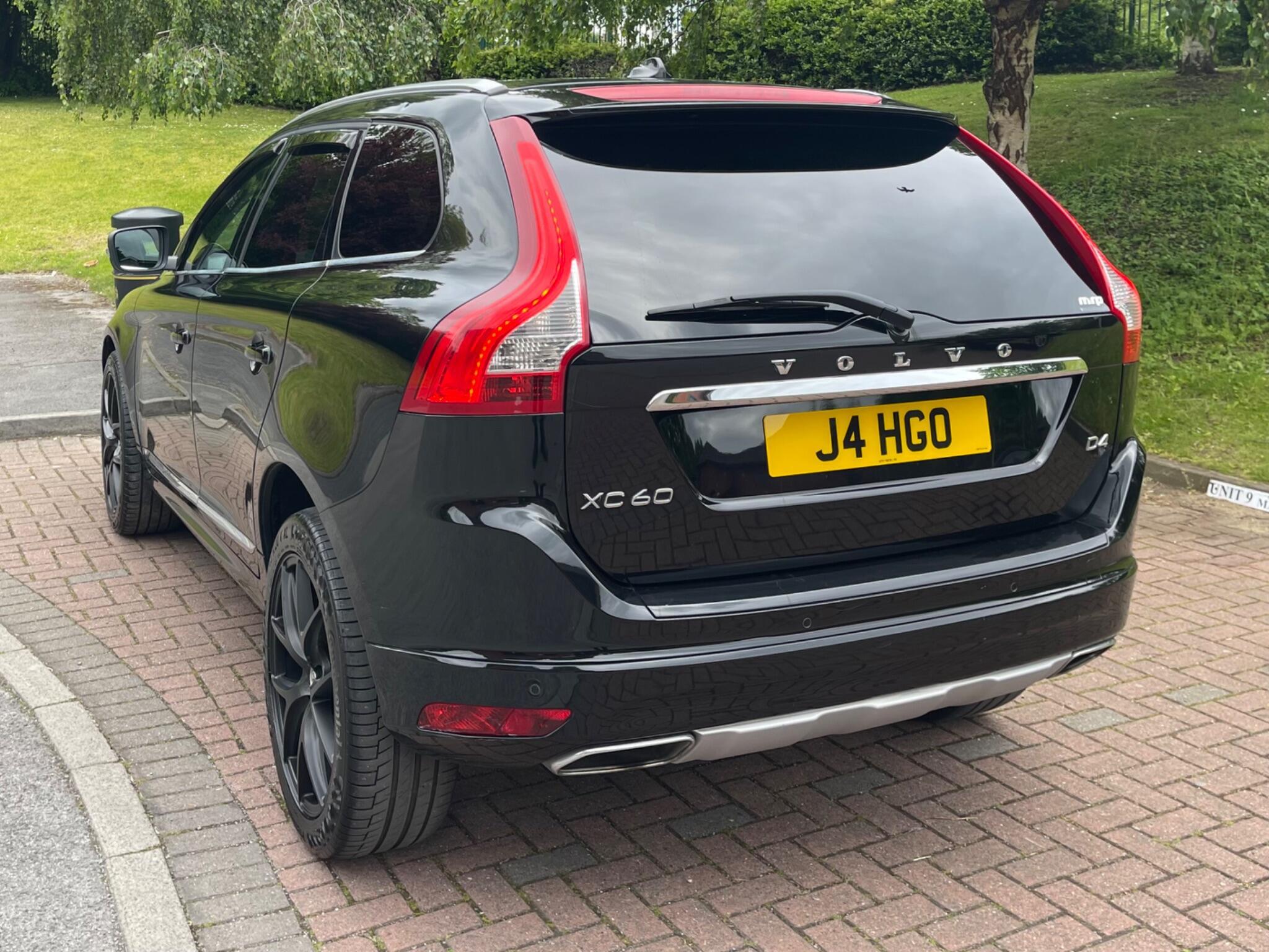 Volvo XC60 - Image 11