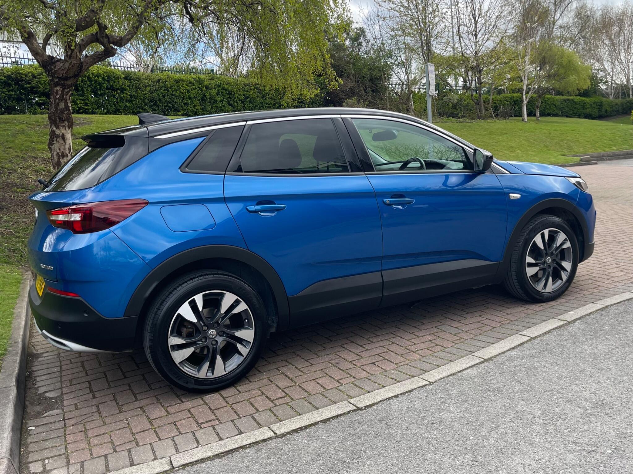 Vauxhall Grandland X - Image 17