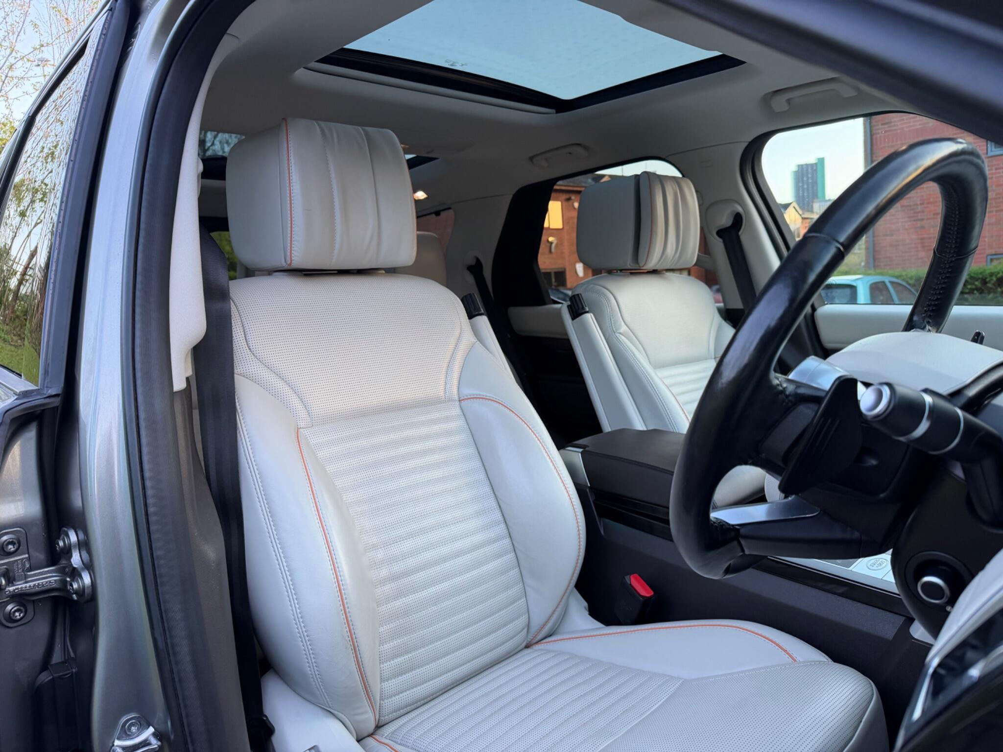 Land Rover Discovery - Image 40