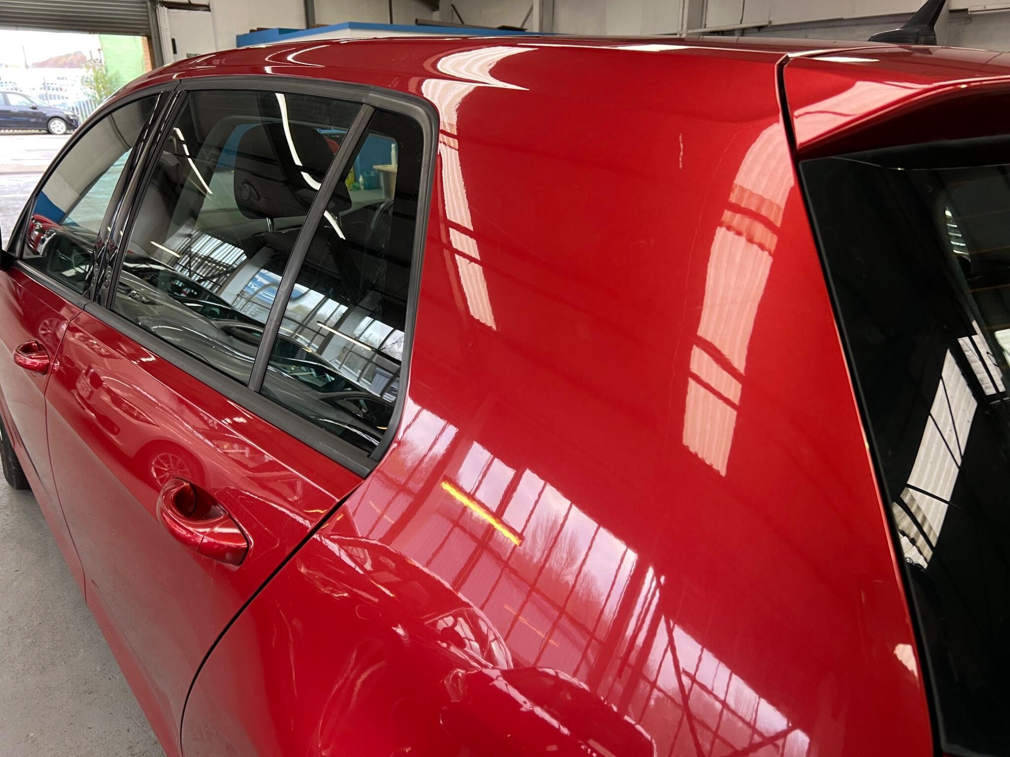 Volkswagen Golf - Image 38