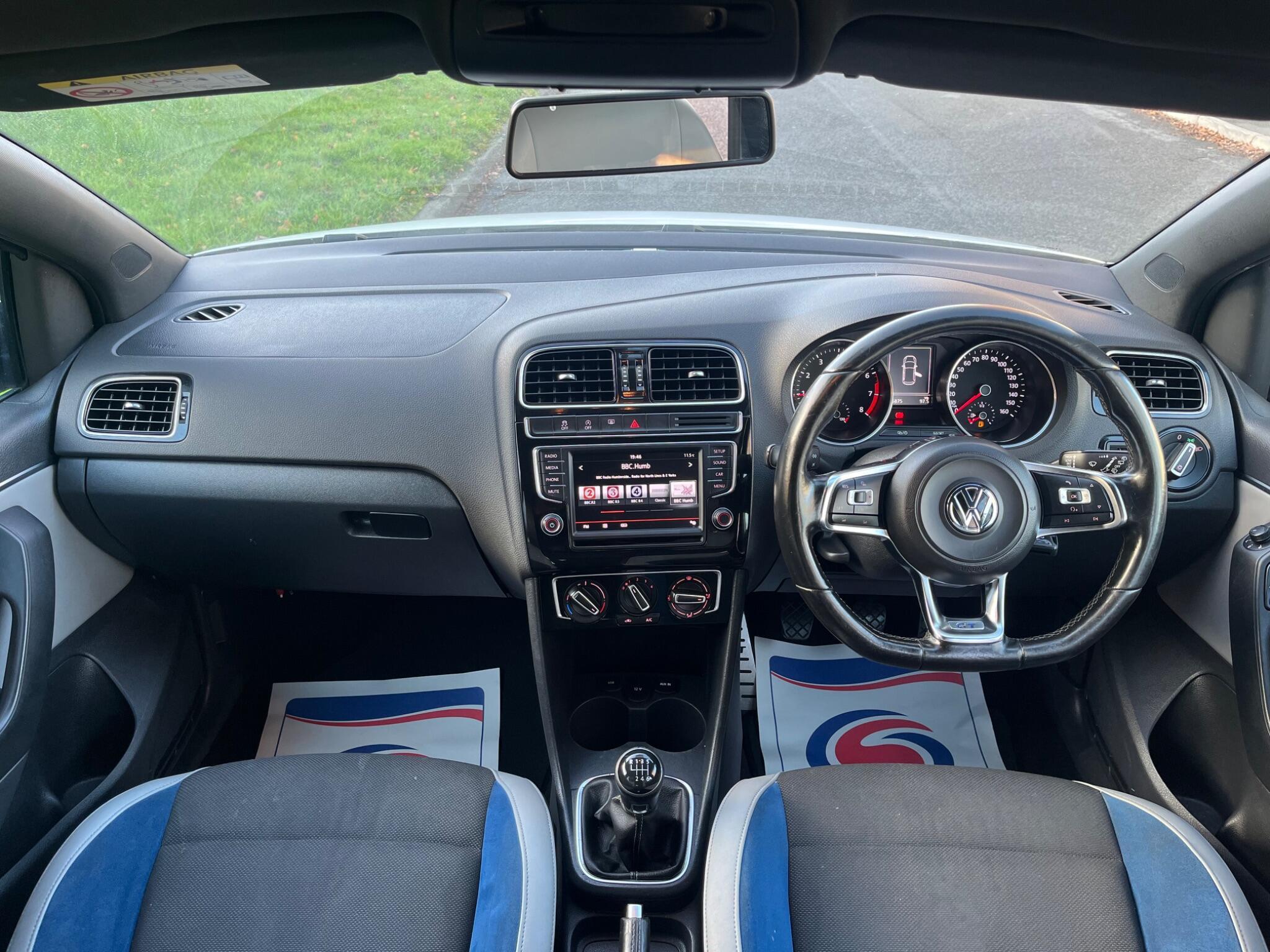 Volkswagen Polo - Image 5