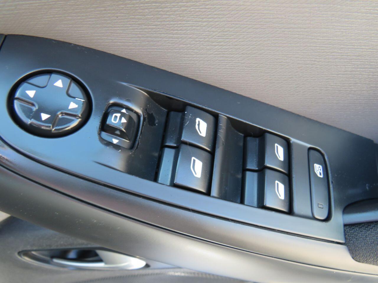 Citroen Grand C4 Picasso - Image 23