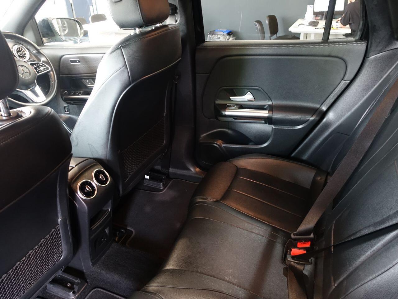 Mercedes-benz EQA - Image 16