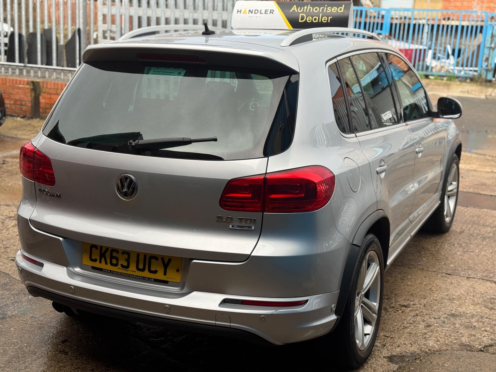 Volkswagen Tiguan - Image 24