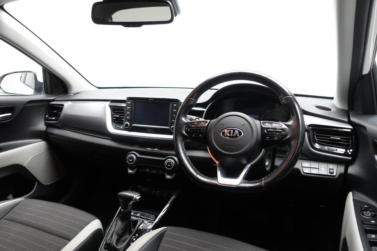 Kia Stonic - Image 15
