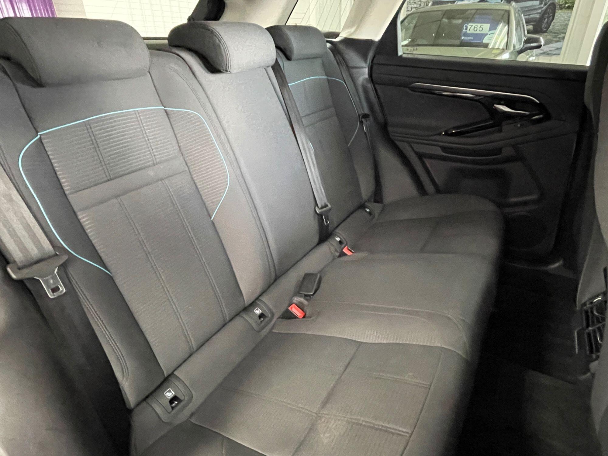 Land Rover Range Rover Evoque - Image 25