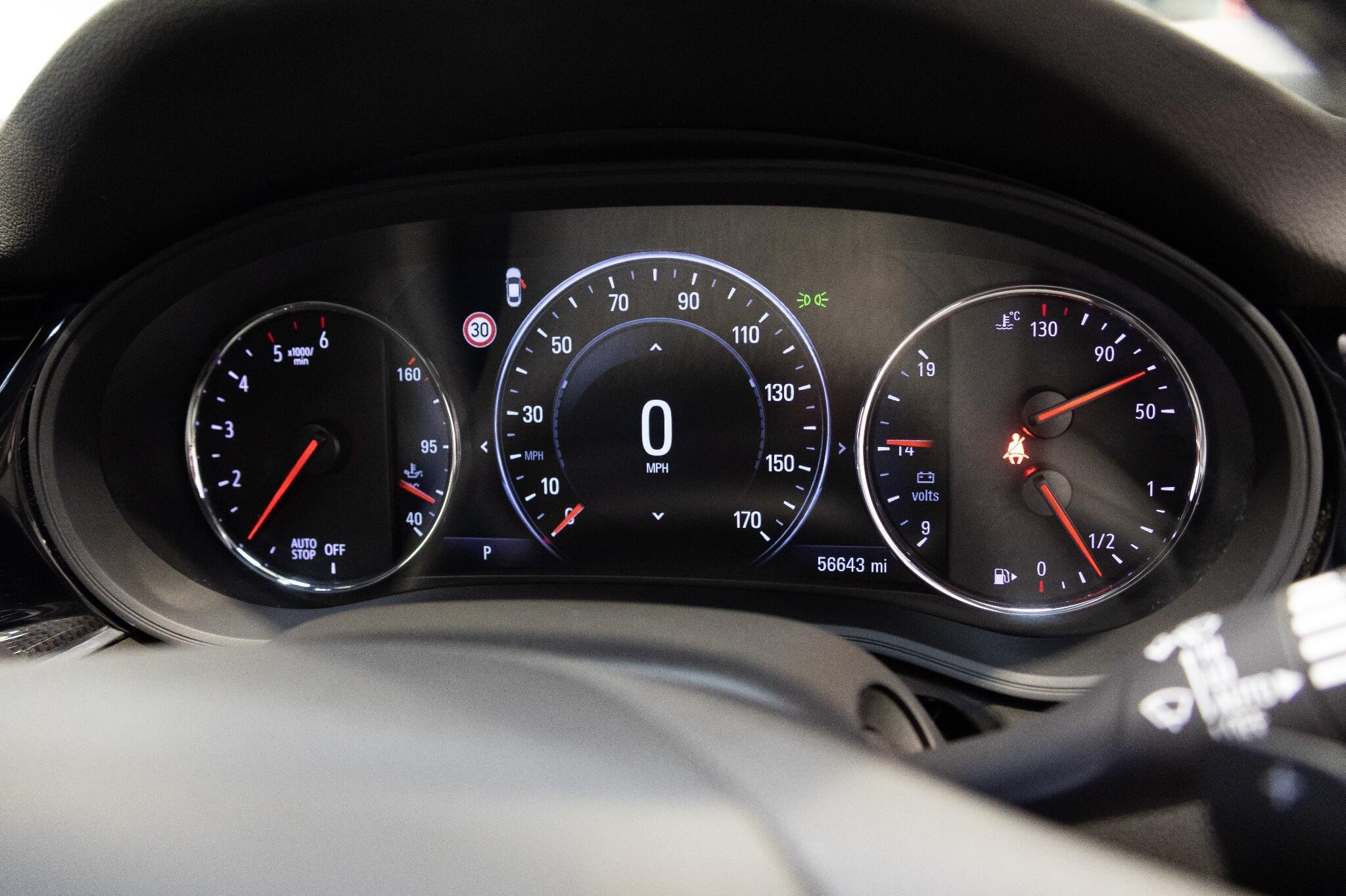 Vauxhall Insignia - Image 20